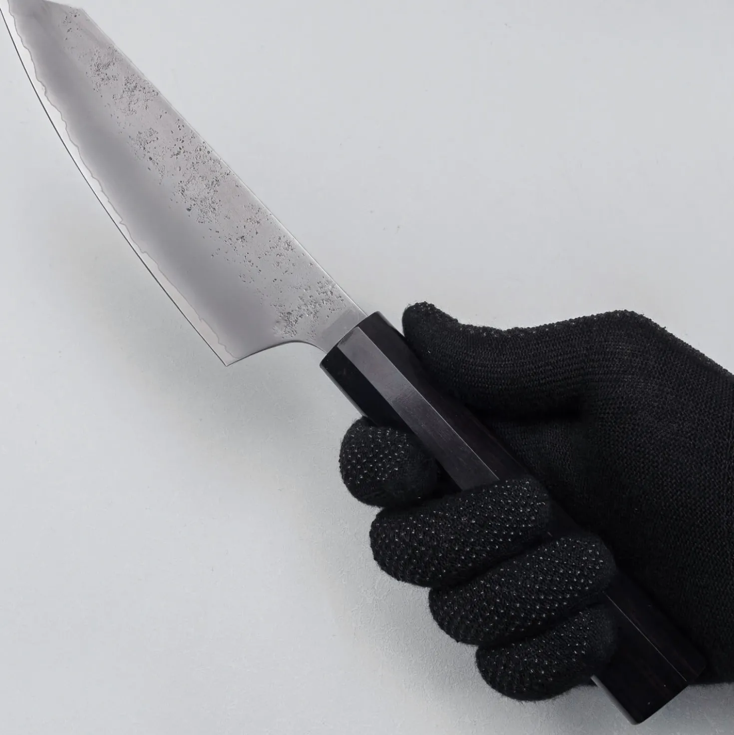 Sakai Takayuki VG10 Nashiji Ebony Kengata 16 cm