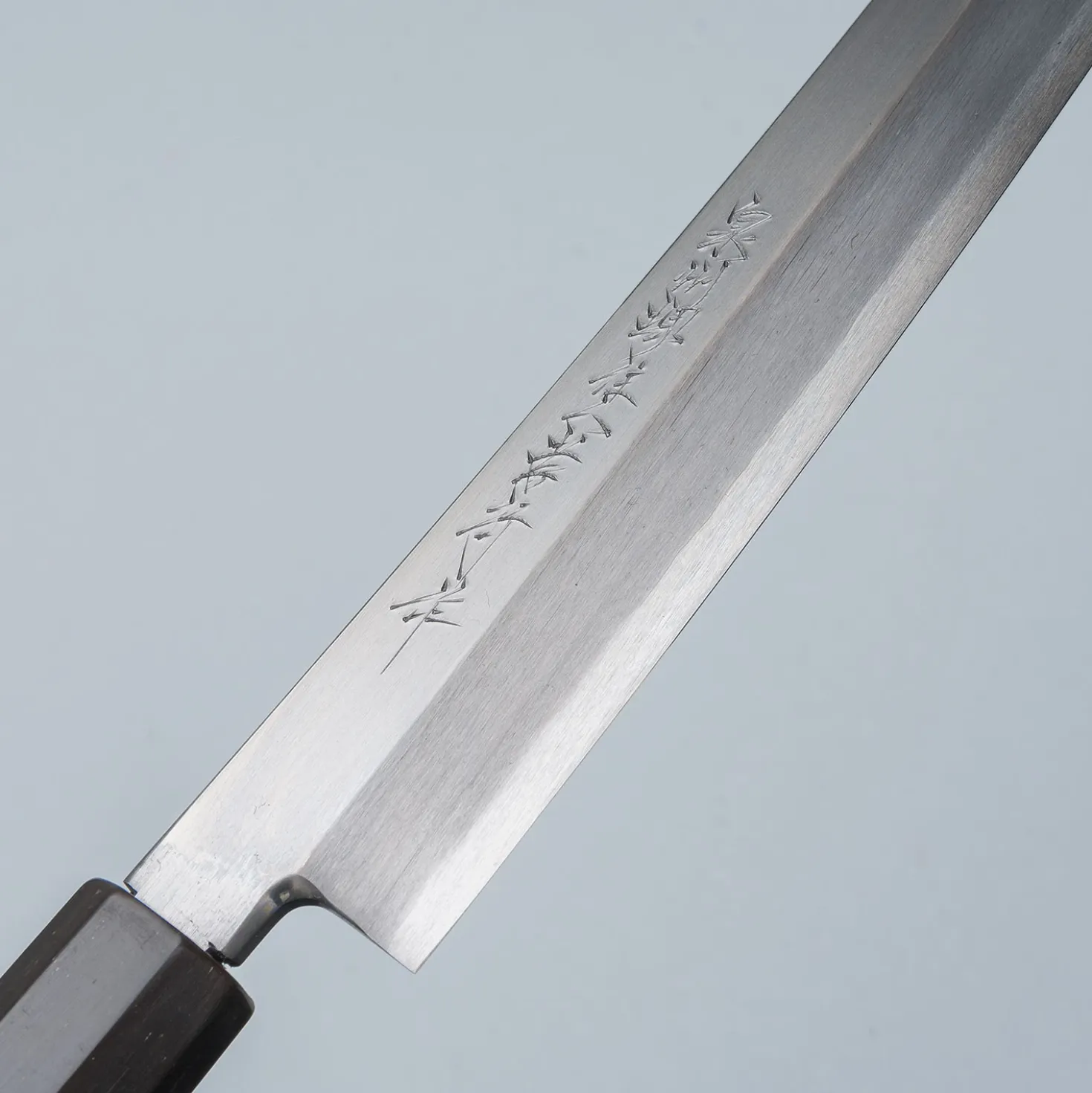 Sakai Takayuki Zangetsu Ginsan Mikazuki Kiritsuke Yanagiba 33 cm