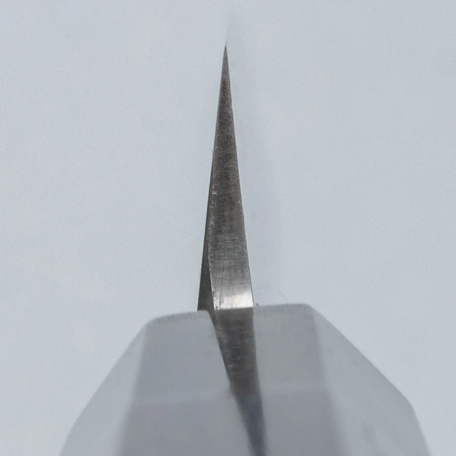 Sakai Takayuki Zangetsu Ginsan Mikazuki Kiritsuke Yanagiba 33 cm