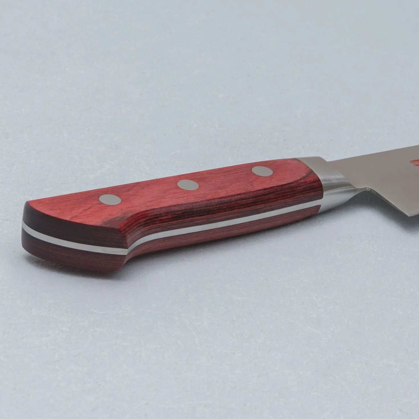 Seki Souma Red Gyuto 18 cm Dimples