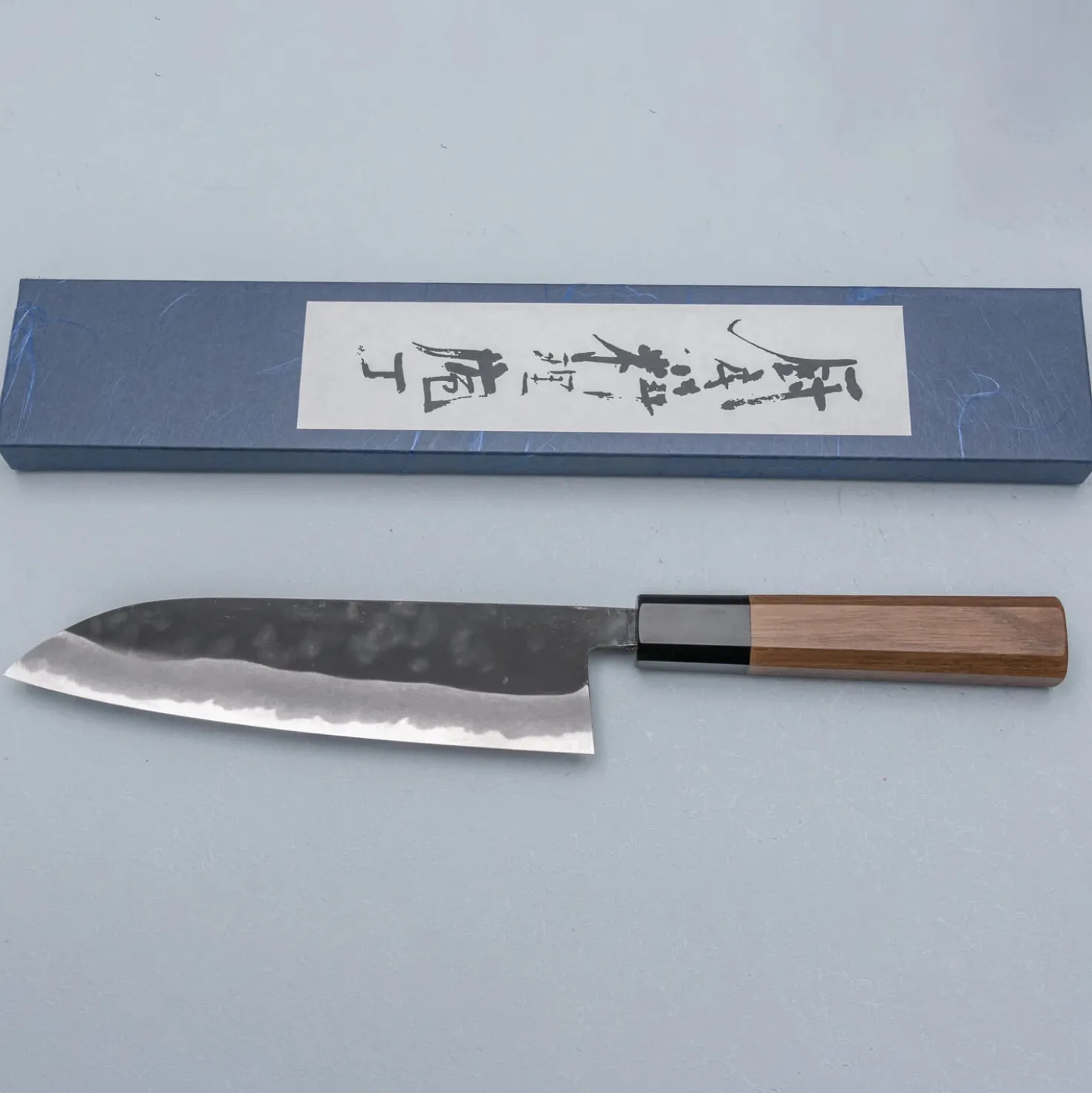 Shiro Kamo Aogami Super Walnut Santoku