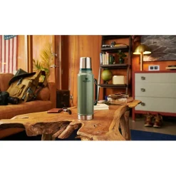 Stanley Classic Vacuum Fles Groen 2.3 Liter