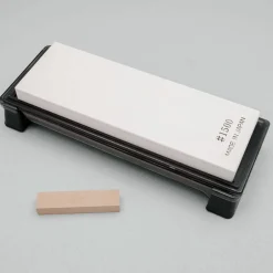 Suehiro 300/1500 Wetsteen + Houder / Bewaardoos