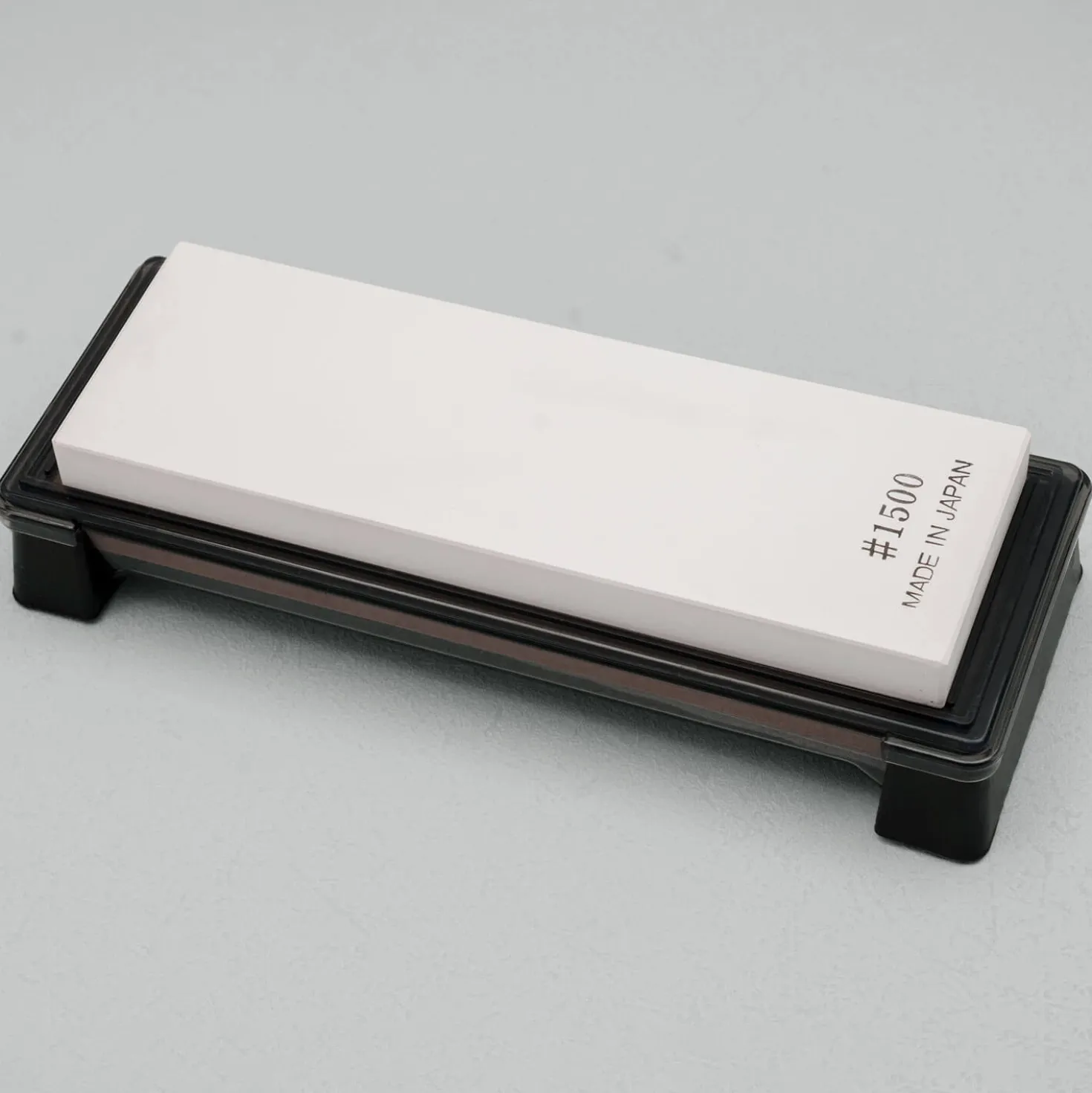 Suehiro 300/1500 Wetsteen + Houder / Bewaardoos