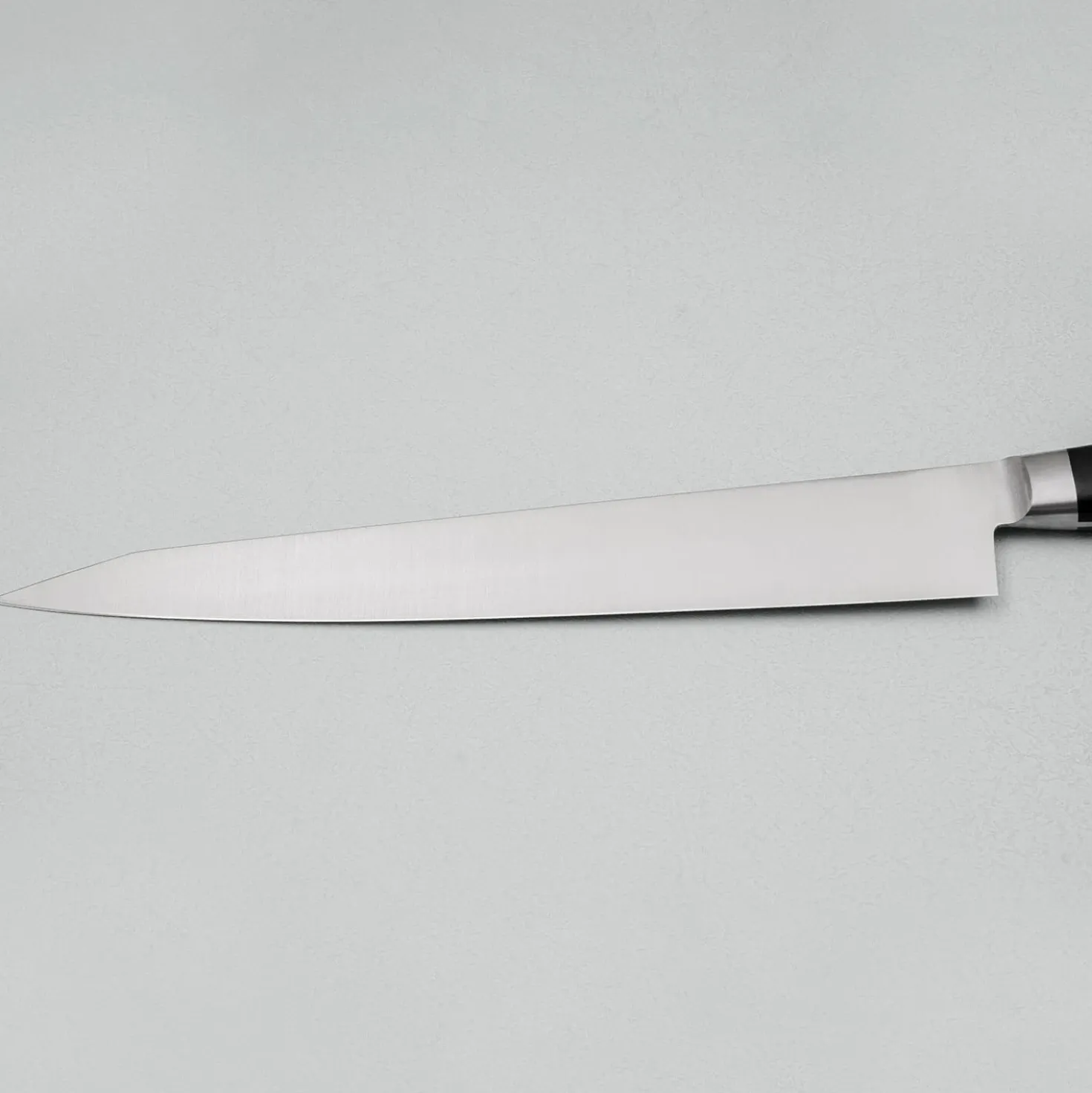 Suisin High Carbon Sujihiki 27 cm