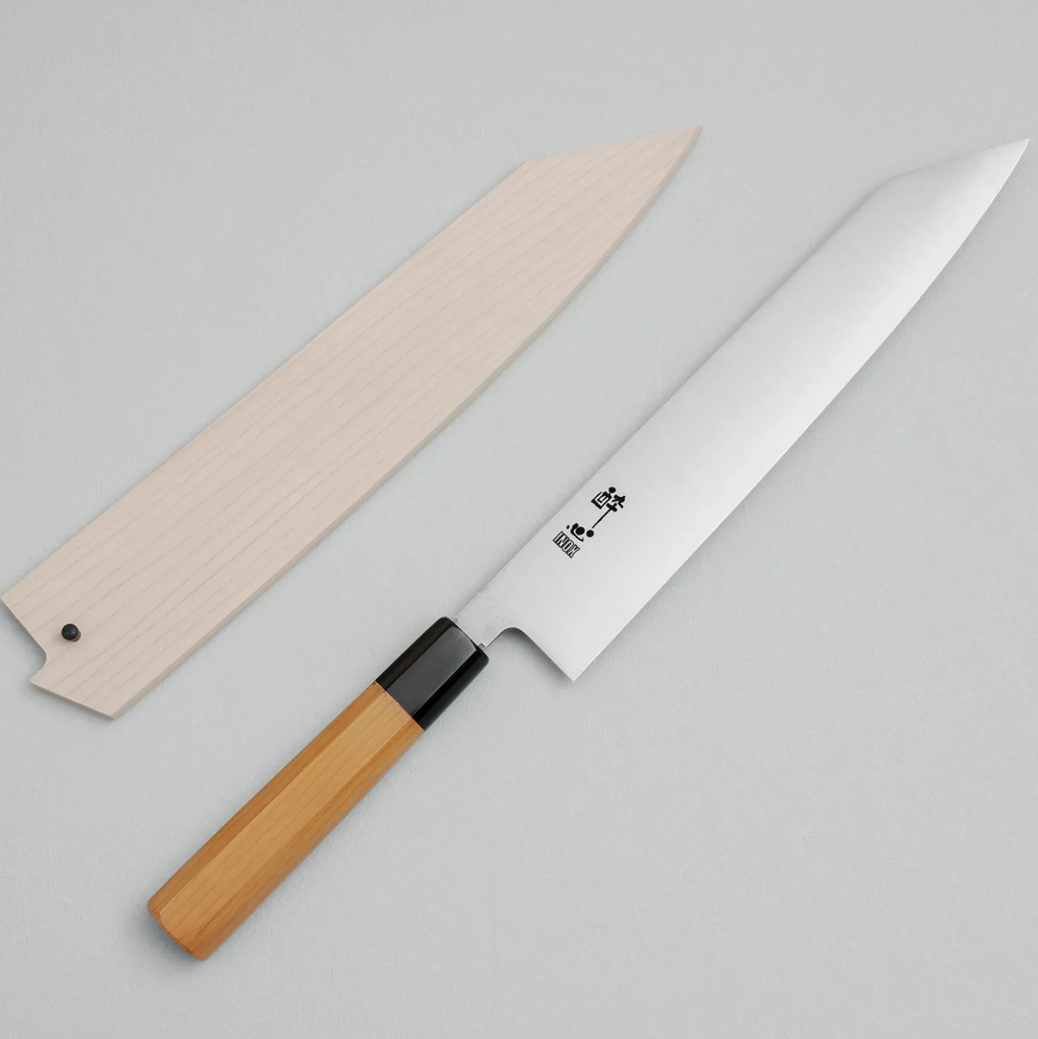 Suisin Inox Honyaki Kiritsuke 27 cm + Saya
