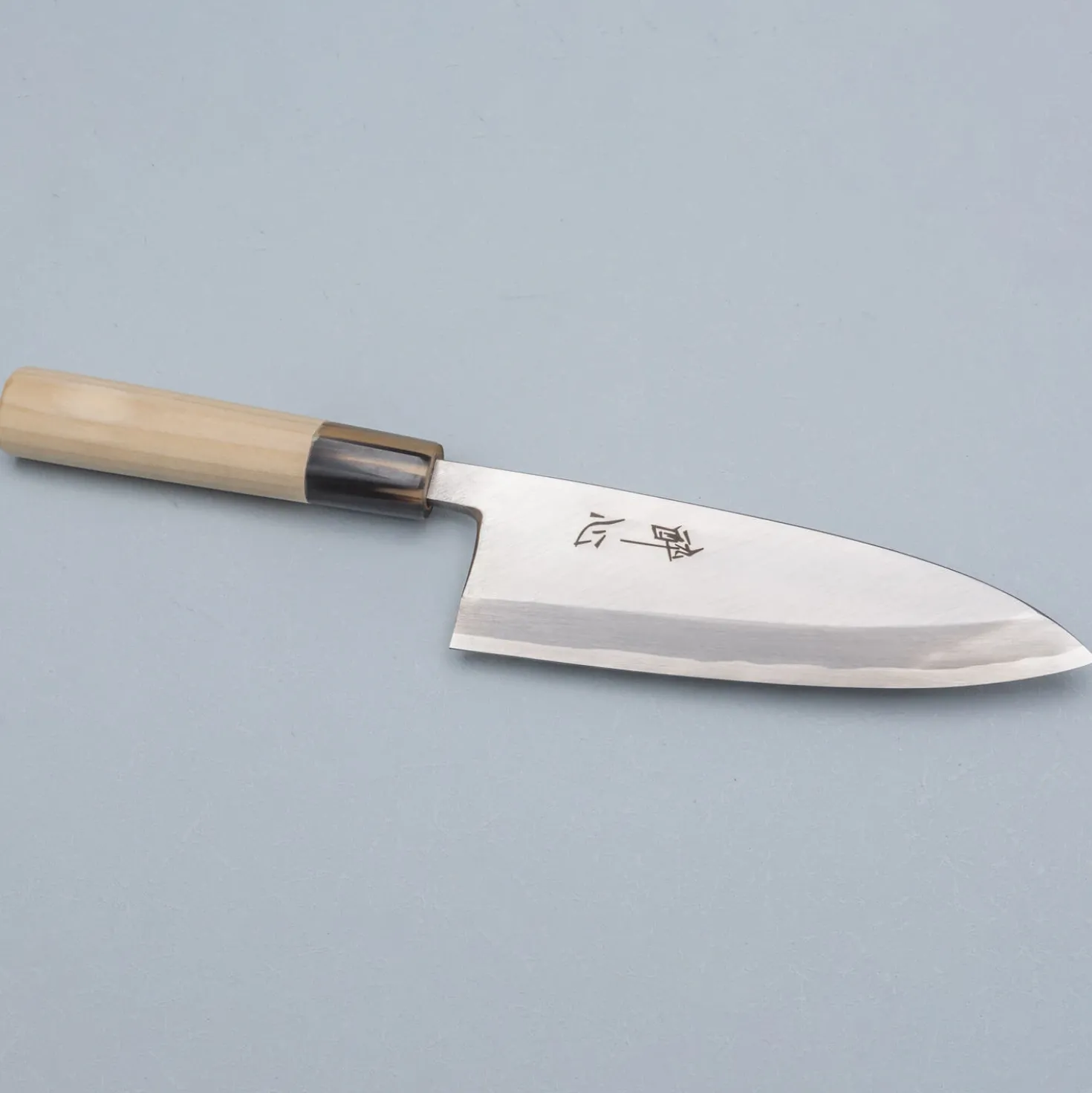 Suisin Yasukiko Deba 16.5 cm + Saya