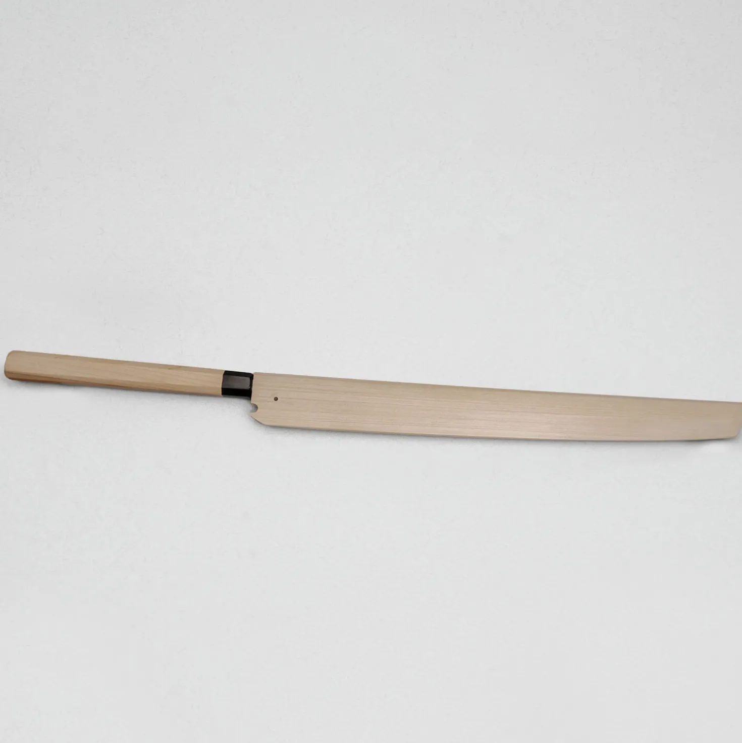 Suisin Yasukiko Shirogami #3 Maguro Knife 54 cm + Saya