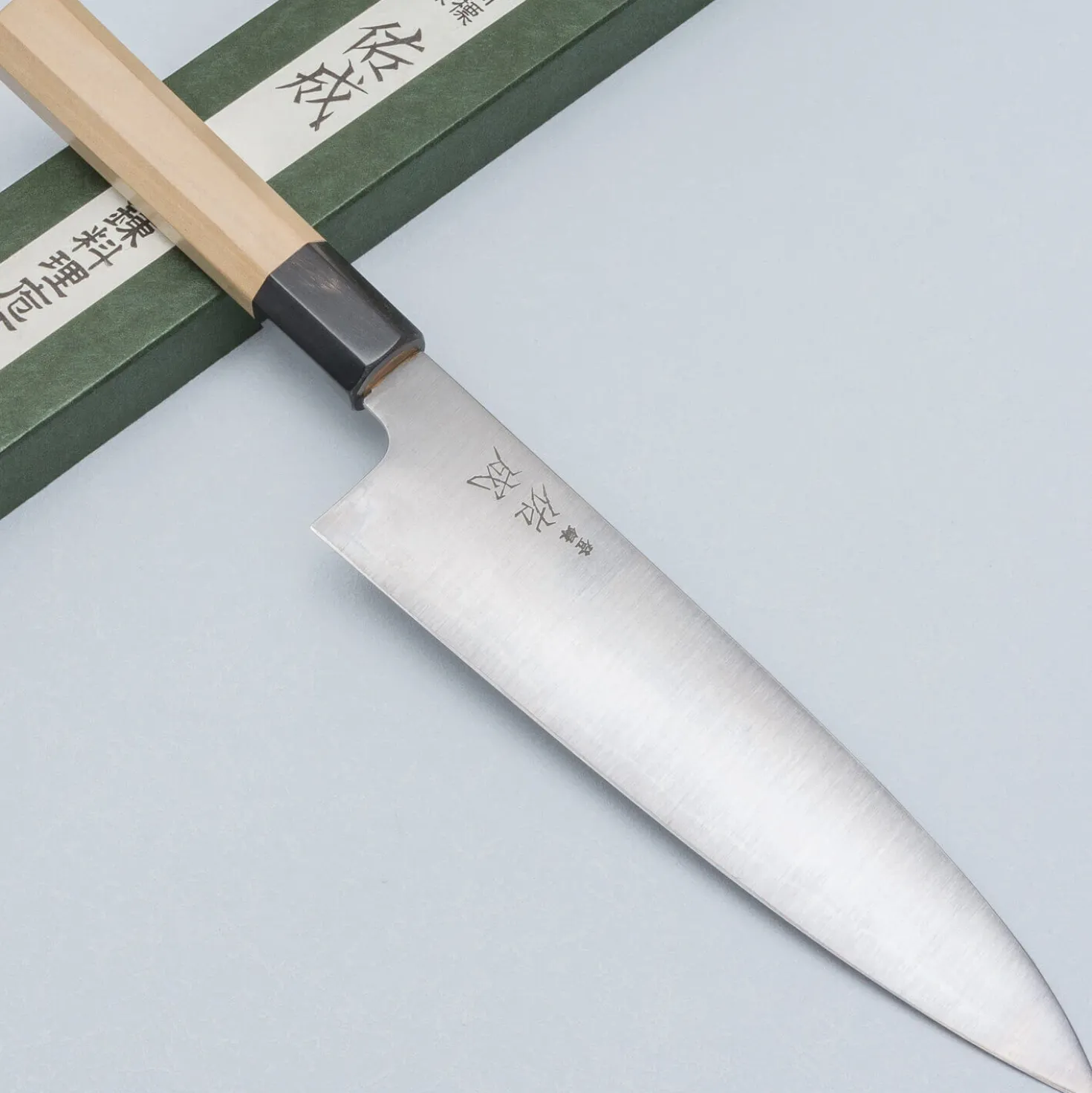 Sukenari Ginsan Gyuto Magnolia 21 cm