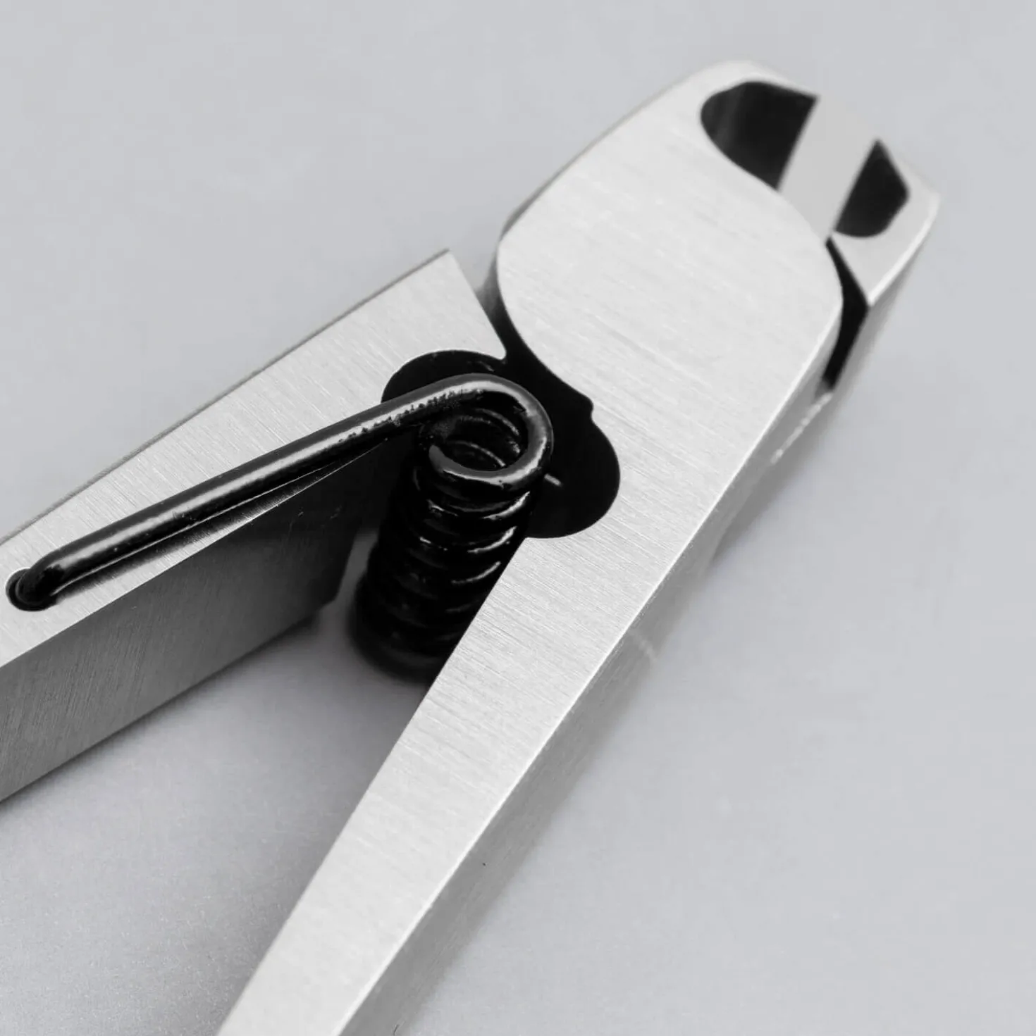 Suwada Japanse Nagelknipper Petit Zwart