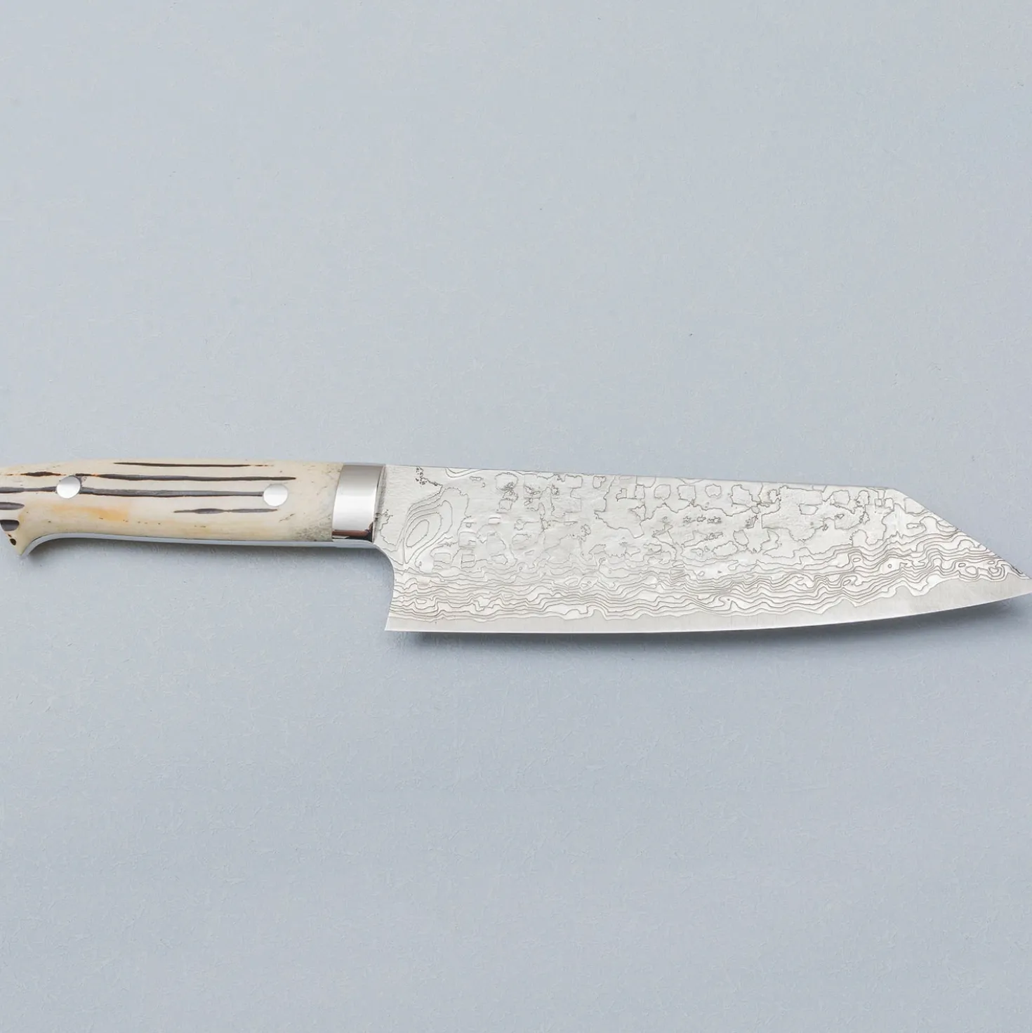 Takeshi Saji SG2 Diamond Damast Staghorn Bunka 18 cm
