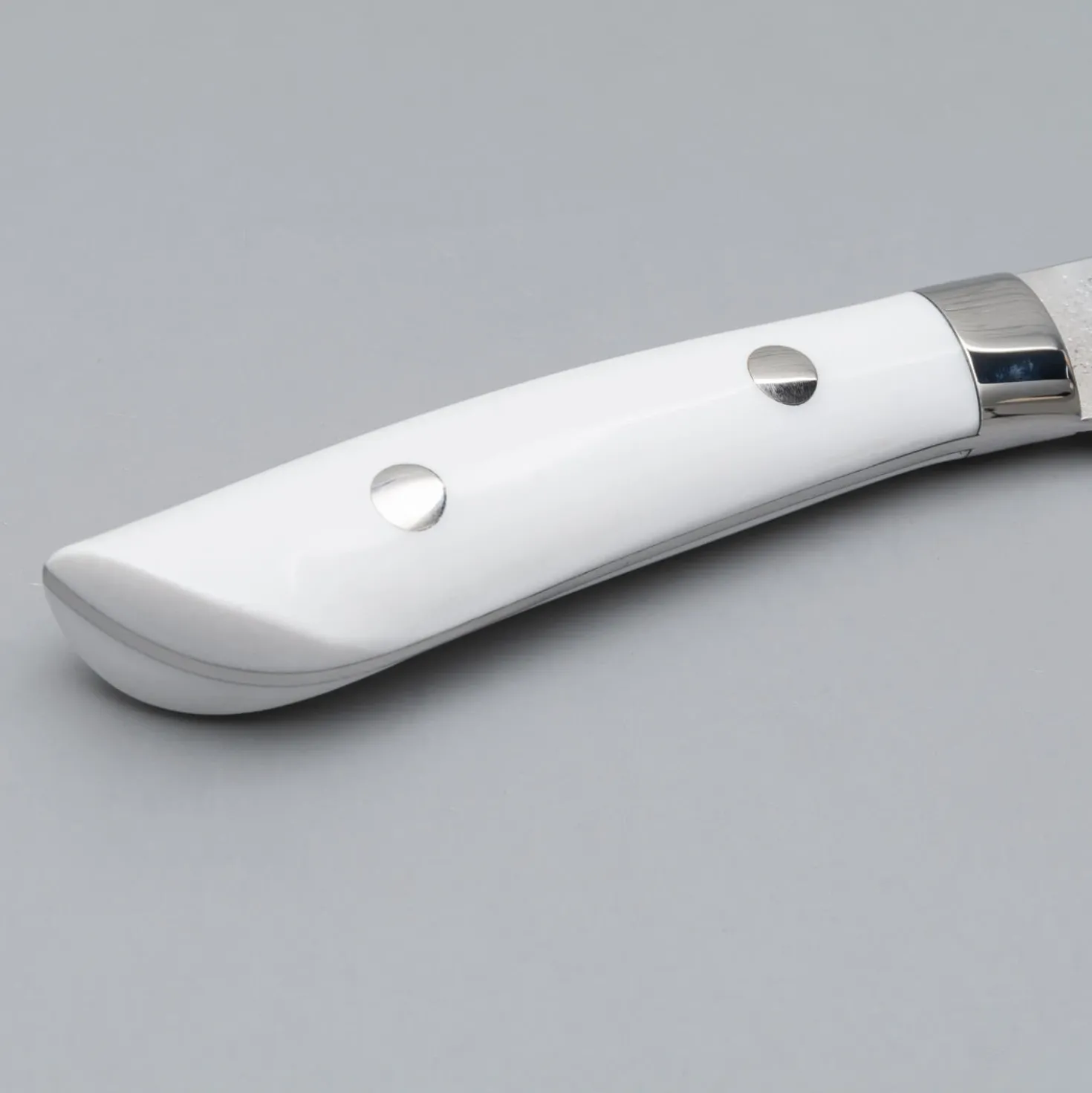 Takeshi Saji SRS13 Corian Petty 13 cm