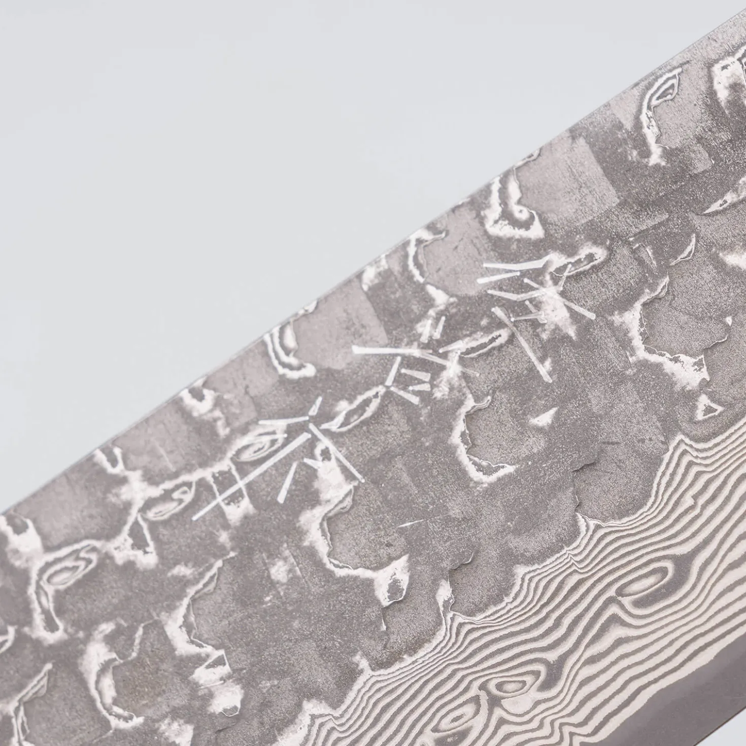 Takeshi Saji VG10 Cross Tsuchime Kurouchi Pinecone Bunka 18 cm