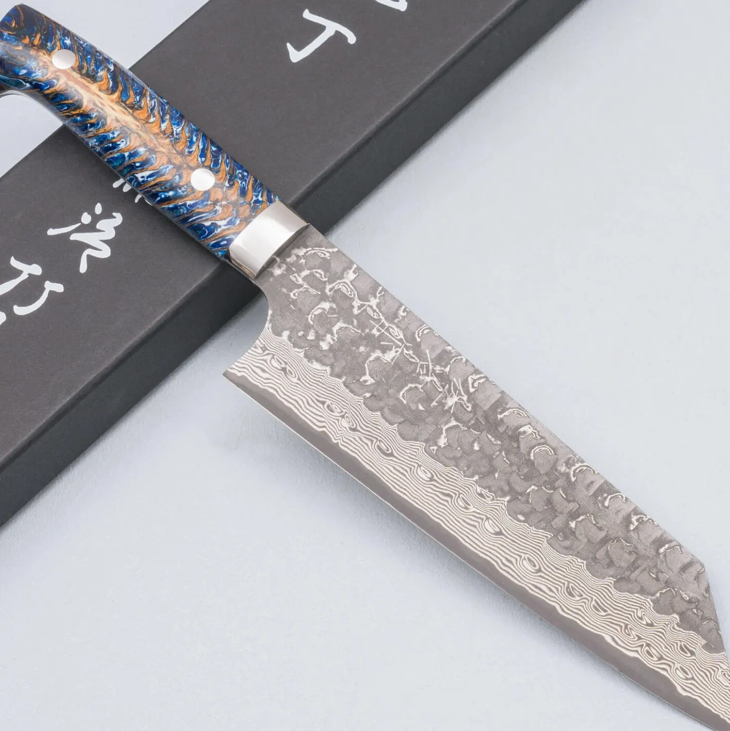 Takeshi Saji VG10 Cross Tsuchime Kurouchi Pinecone Bunka 18 cm