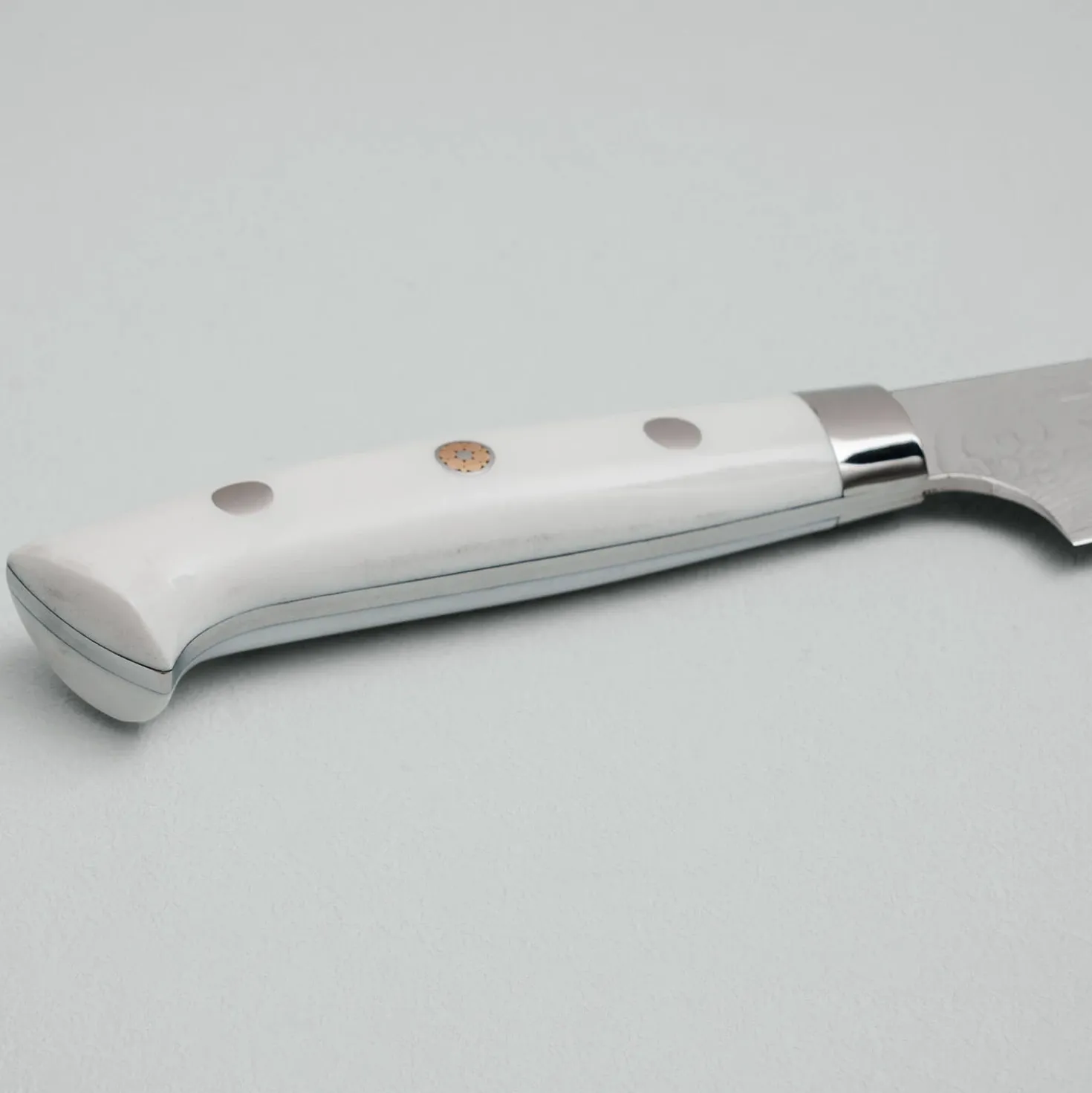 Takeshi Saji VG10 Diamond Finish Corian Petty 15 cm