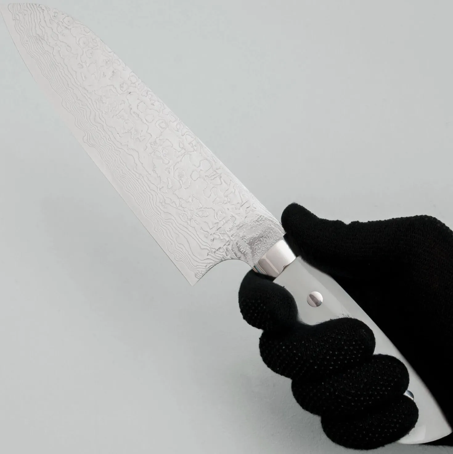 Takeshi Saji VG10 Diamond Finish Corian Santoku 18 cm
