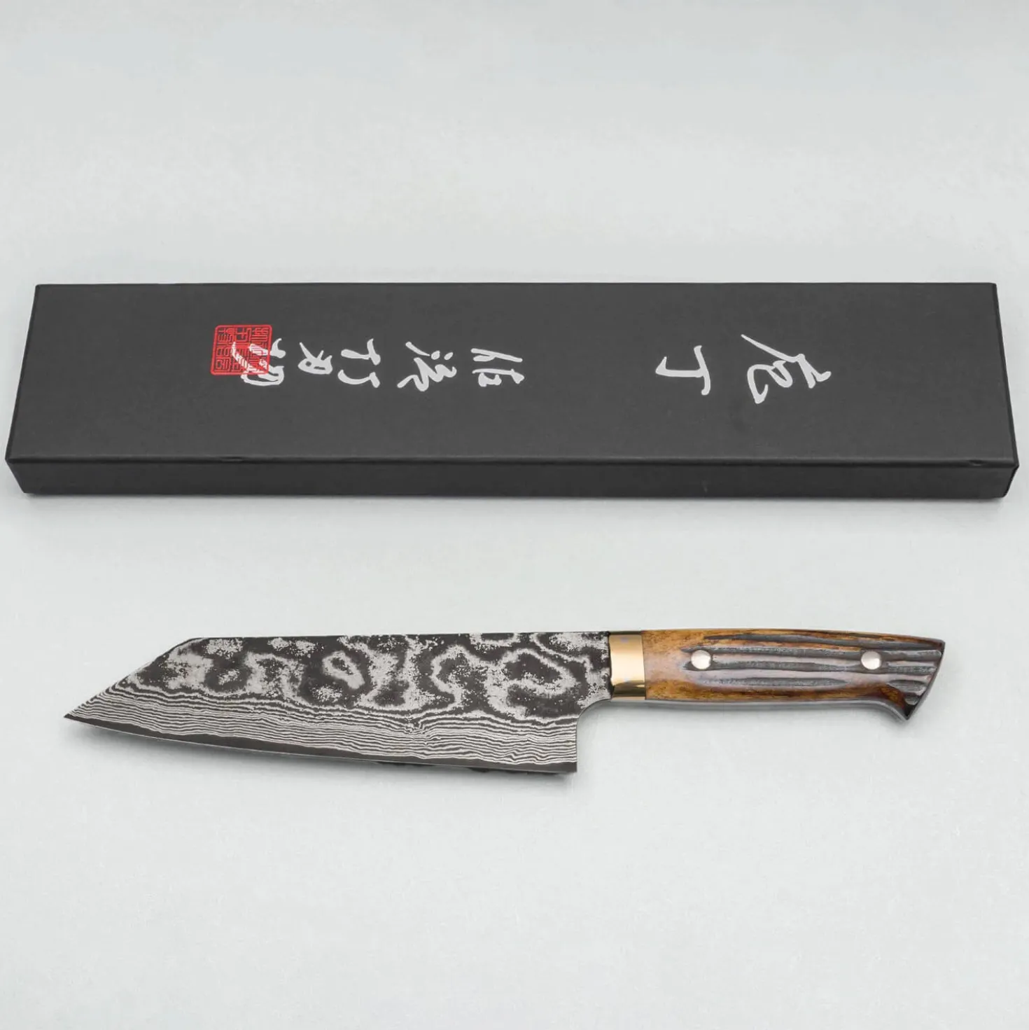 Takeshi Saji VG10 Nickel Damast Staghorn Bunka 17 cm