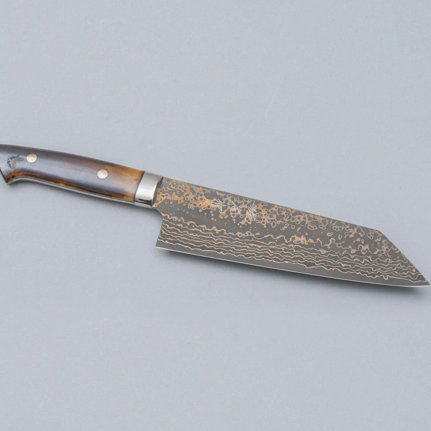 Takeshi Saji VG10 Rainbow Etched Cowhorn Bunka
