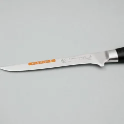 Tamahagane Tsubame Black Uitbeenmes 16 cm