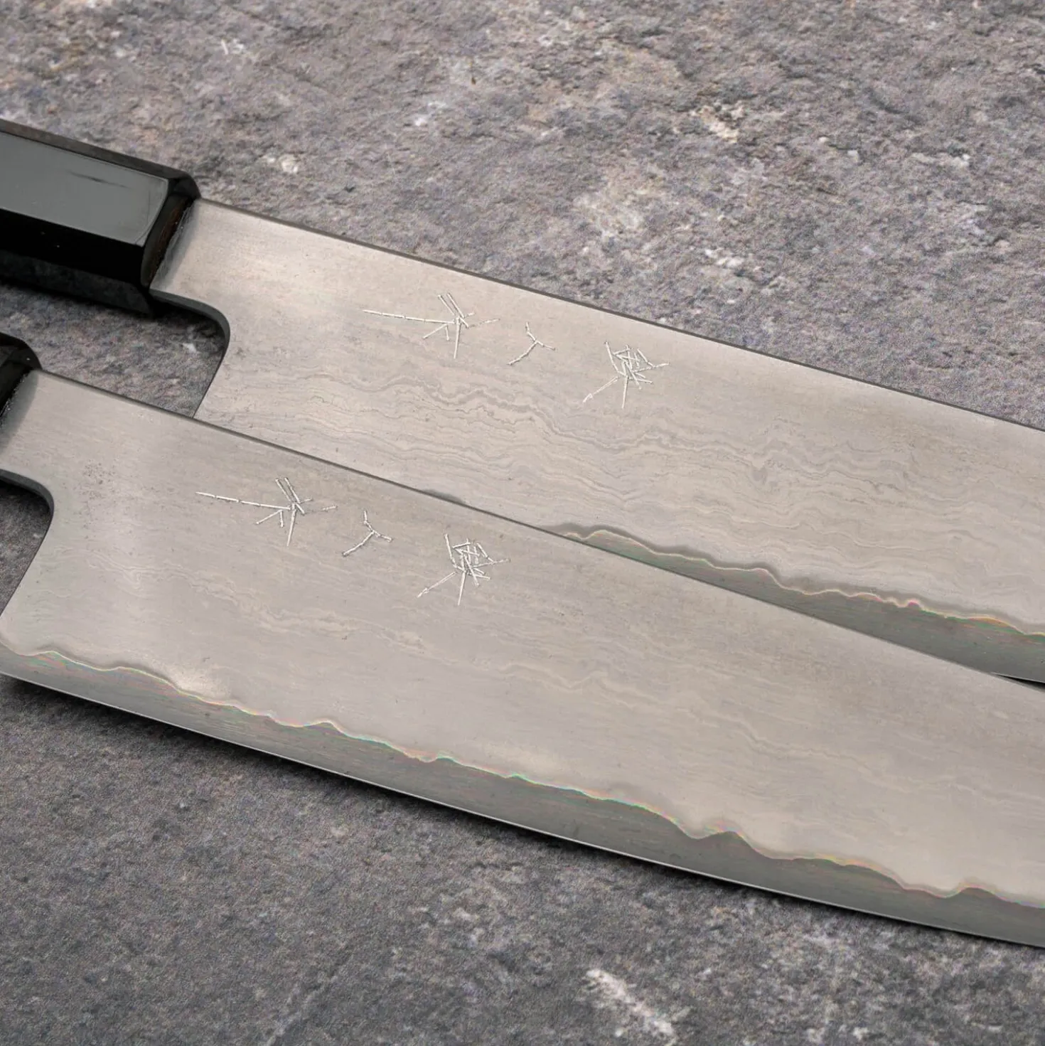Tetsujin Hamono Aogami 2 Metal Flow Gyuto 24 cm