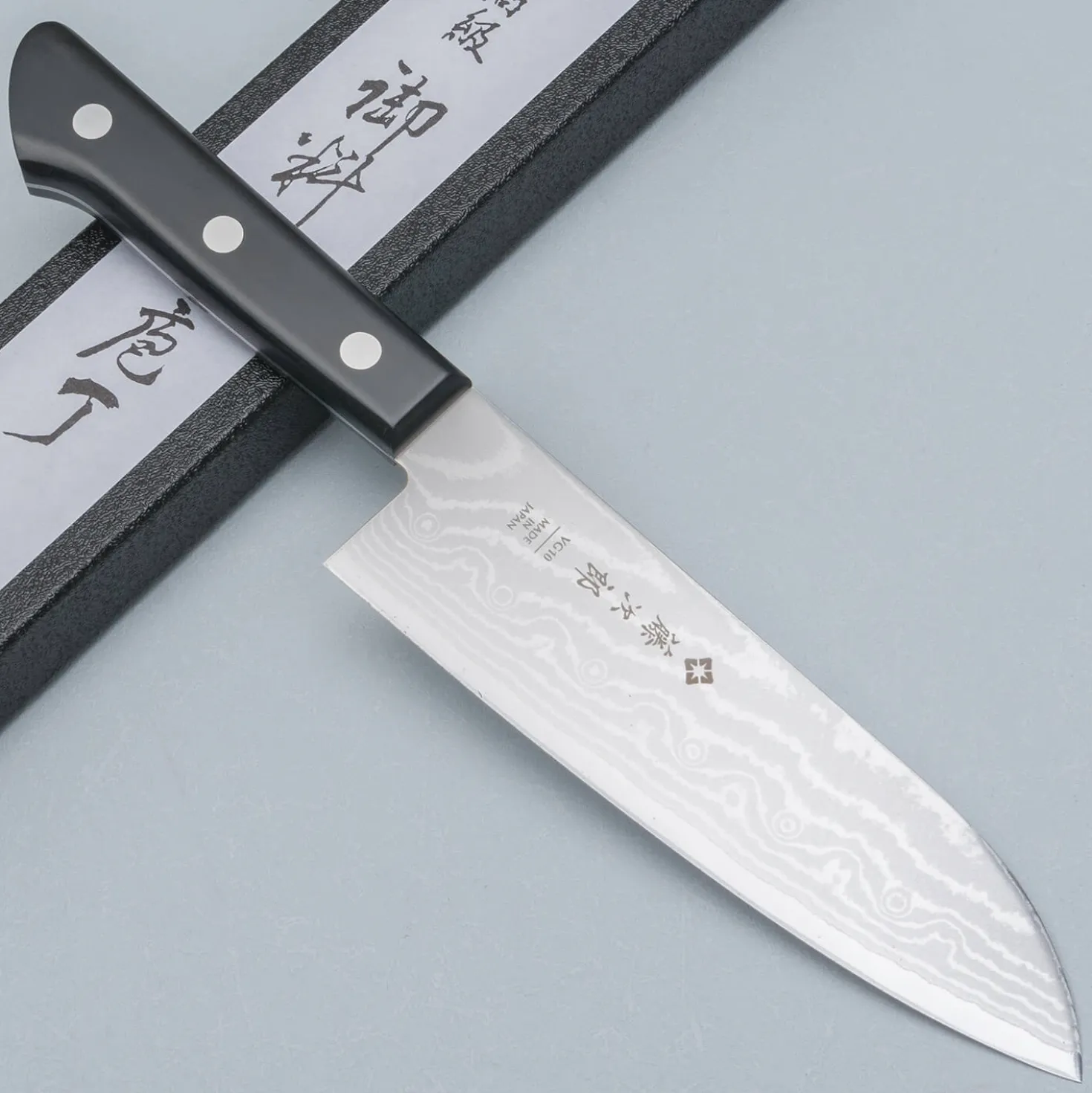 Tojiro Basic Damascus Santoku 17 cm