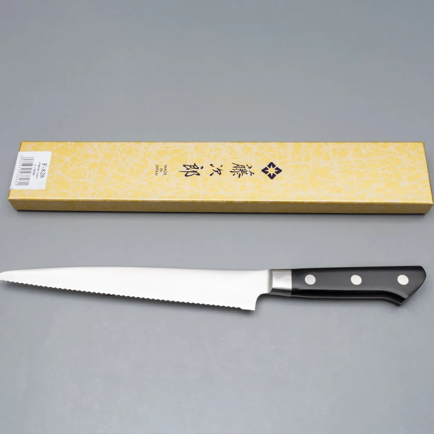 Tojiro DP3 Broodmes 22 cm