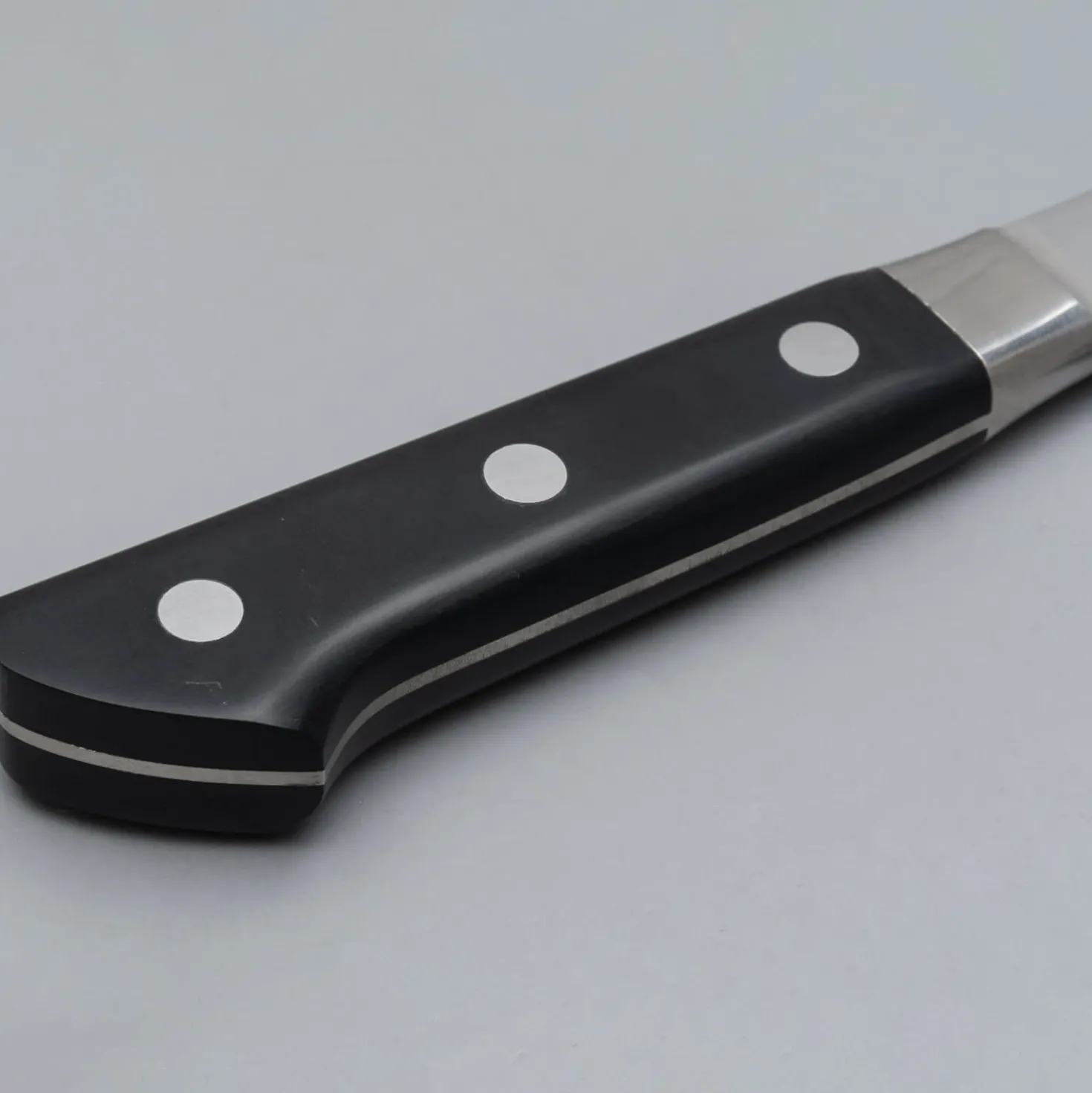 Tojiro DP3 Uitbeenmes 15 cm