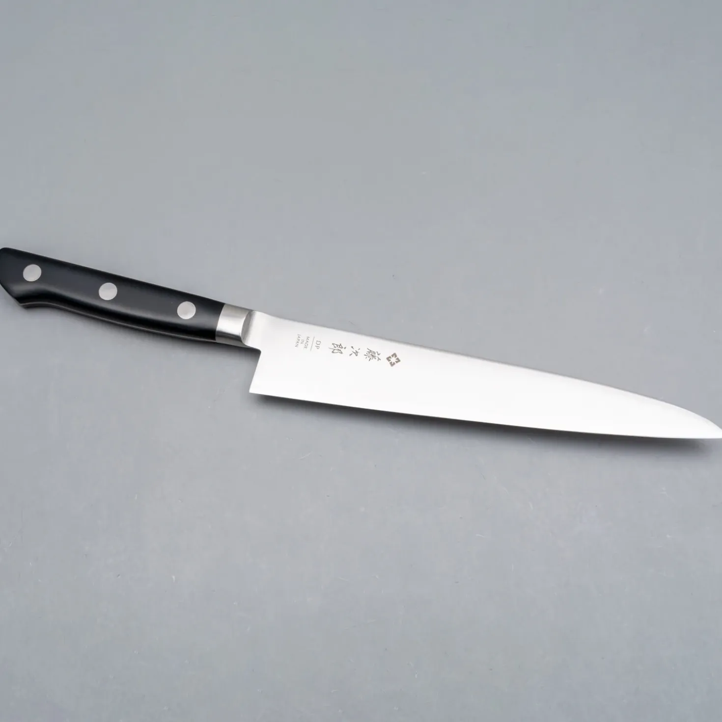 Tojiro DP3 universeelmes 18 cm