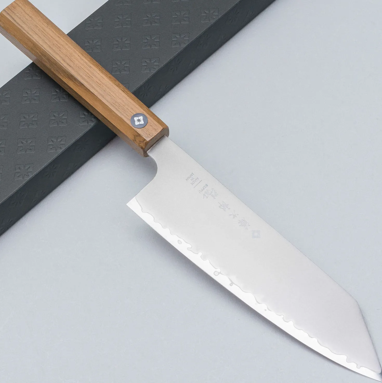 Tojiro Reppu SG2 Bunka 17 cm