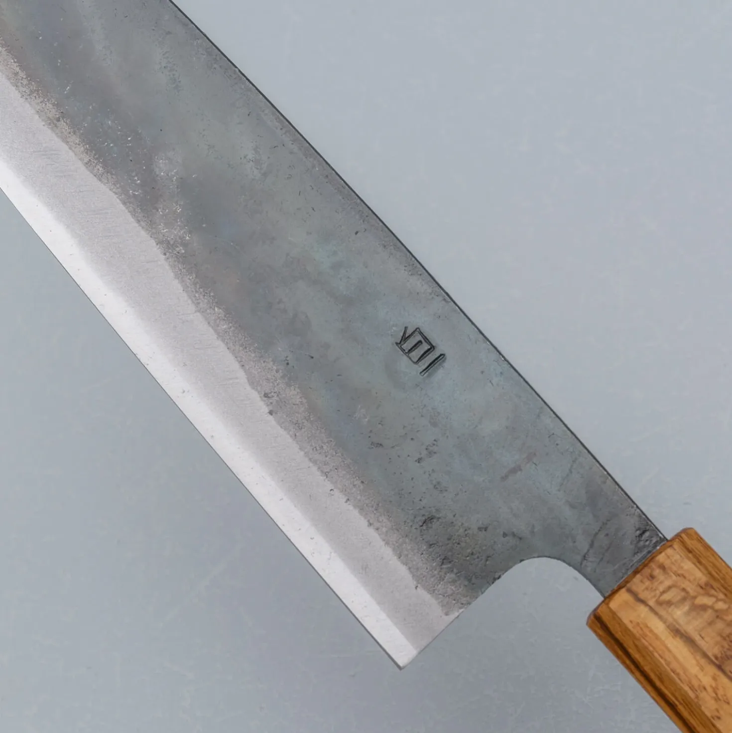 Tosa Tsukasa Shirogami Kurouchi Santoku 18 cm