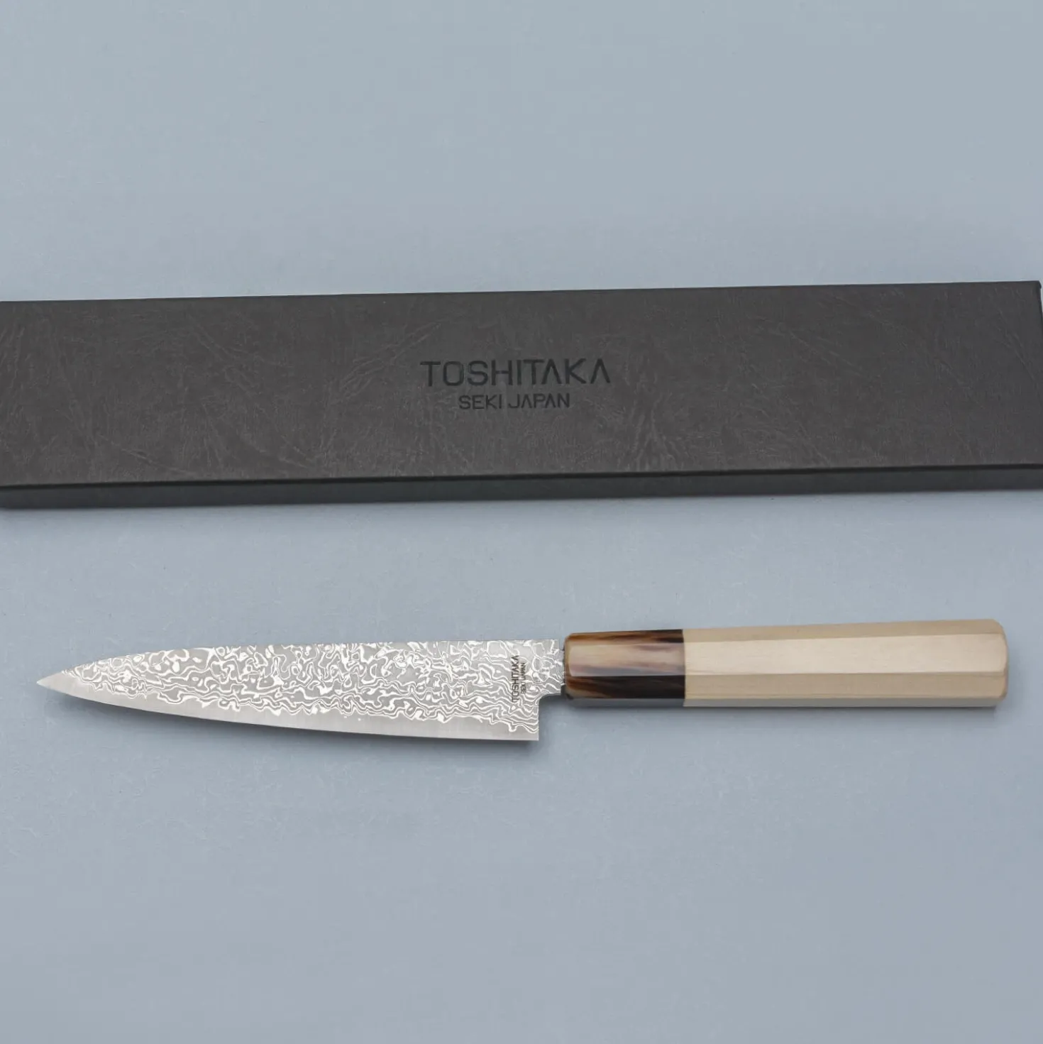 Toshitaka SG2 Damast Petty 13.5 cm
