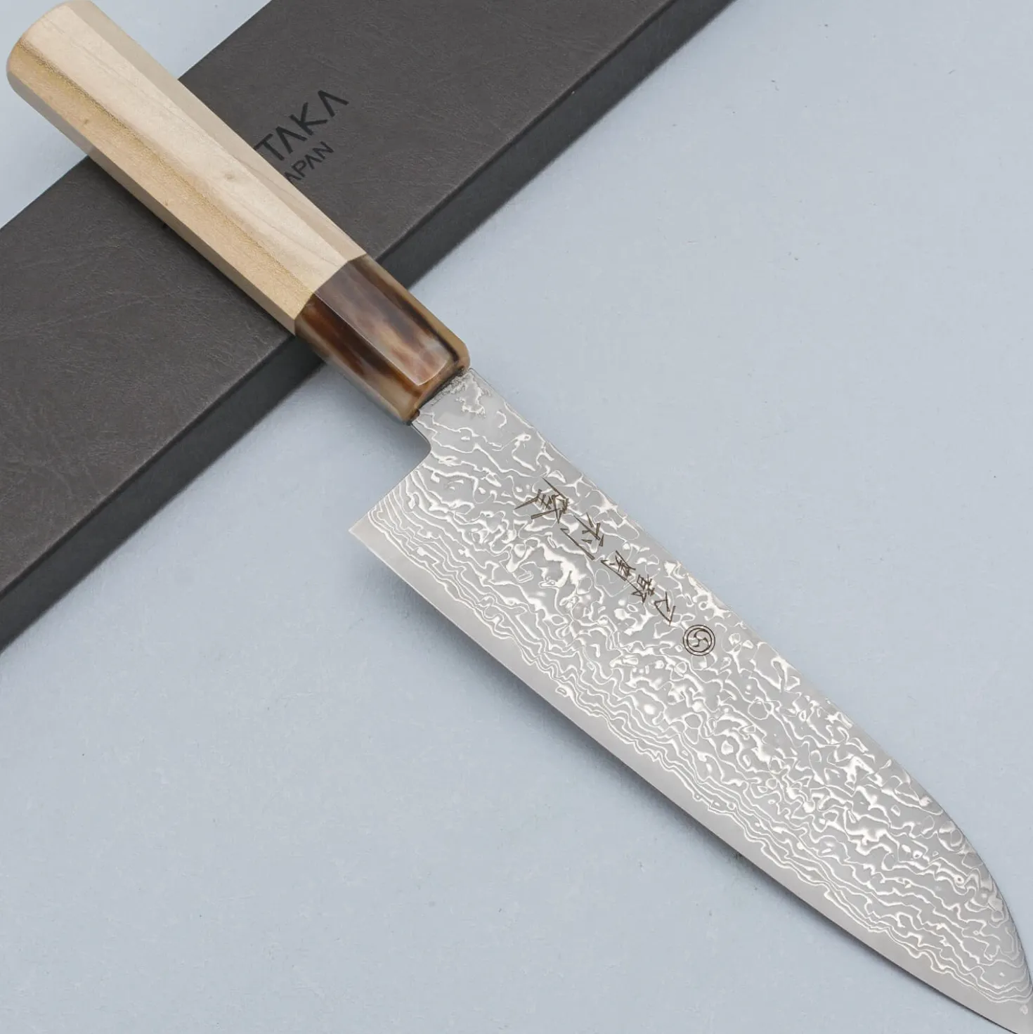 Toshitaka SG2 Damast Santoku 18 cm