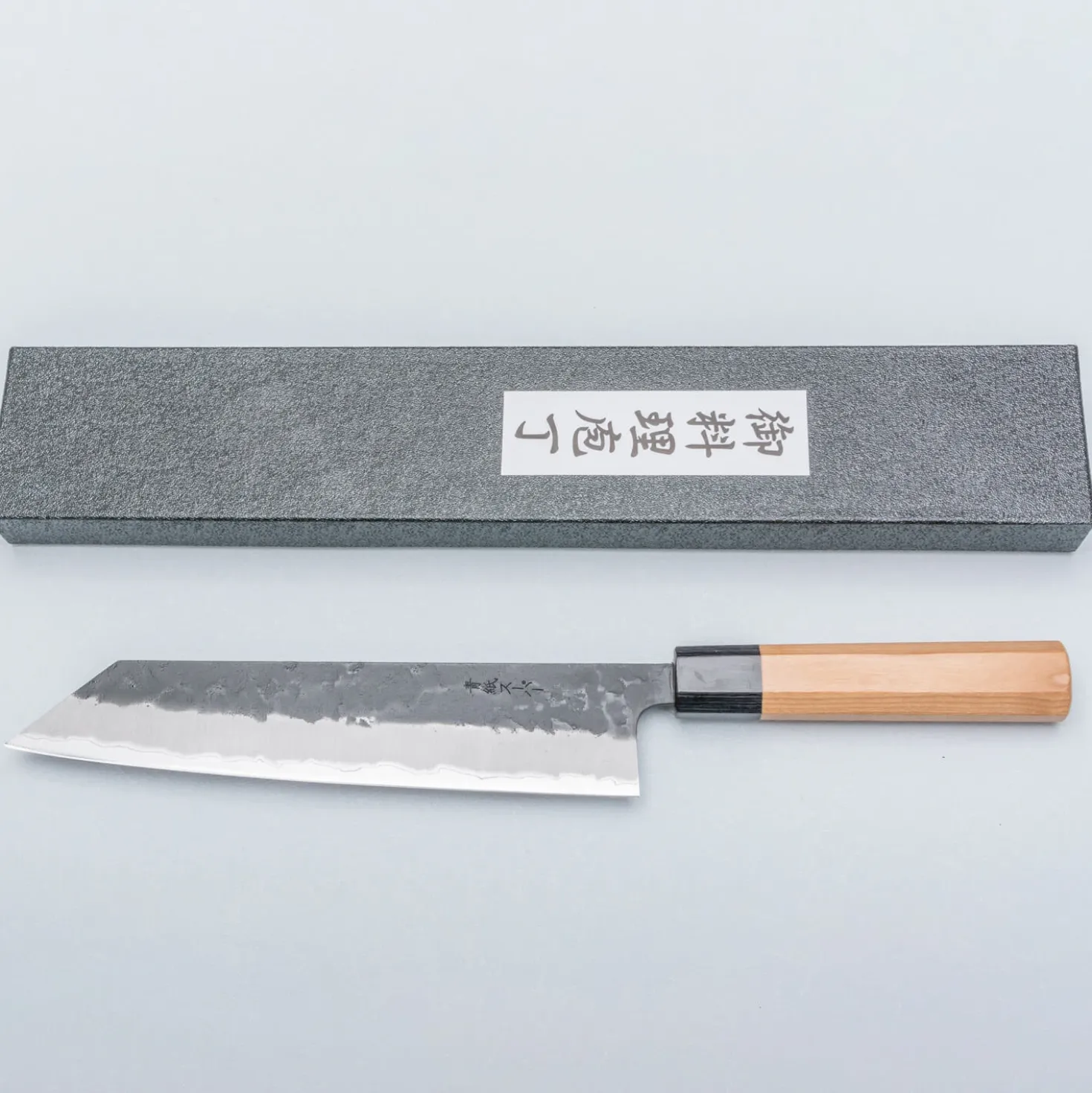 Tsunehisa Aogami Super Kurouchi Nashiji Kiritsuke 21 cm