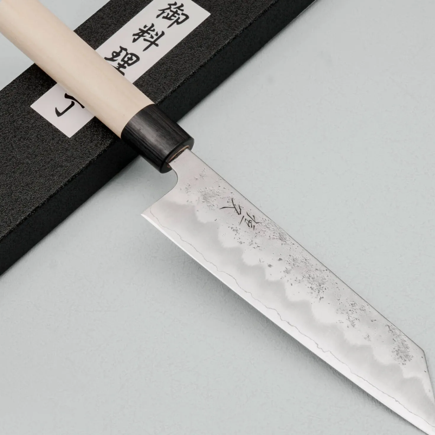 Tsunehisa Ginsan Nashiji Bunka
