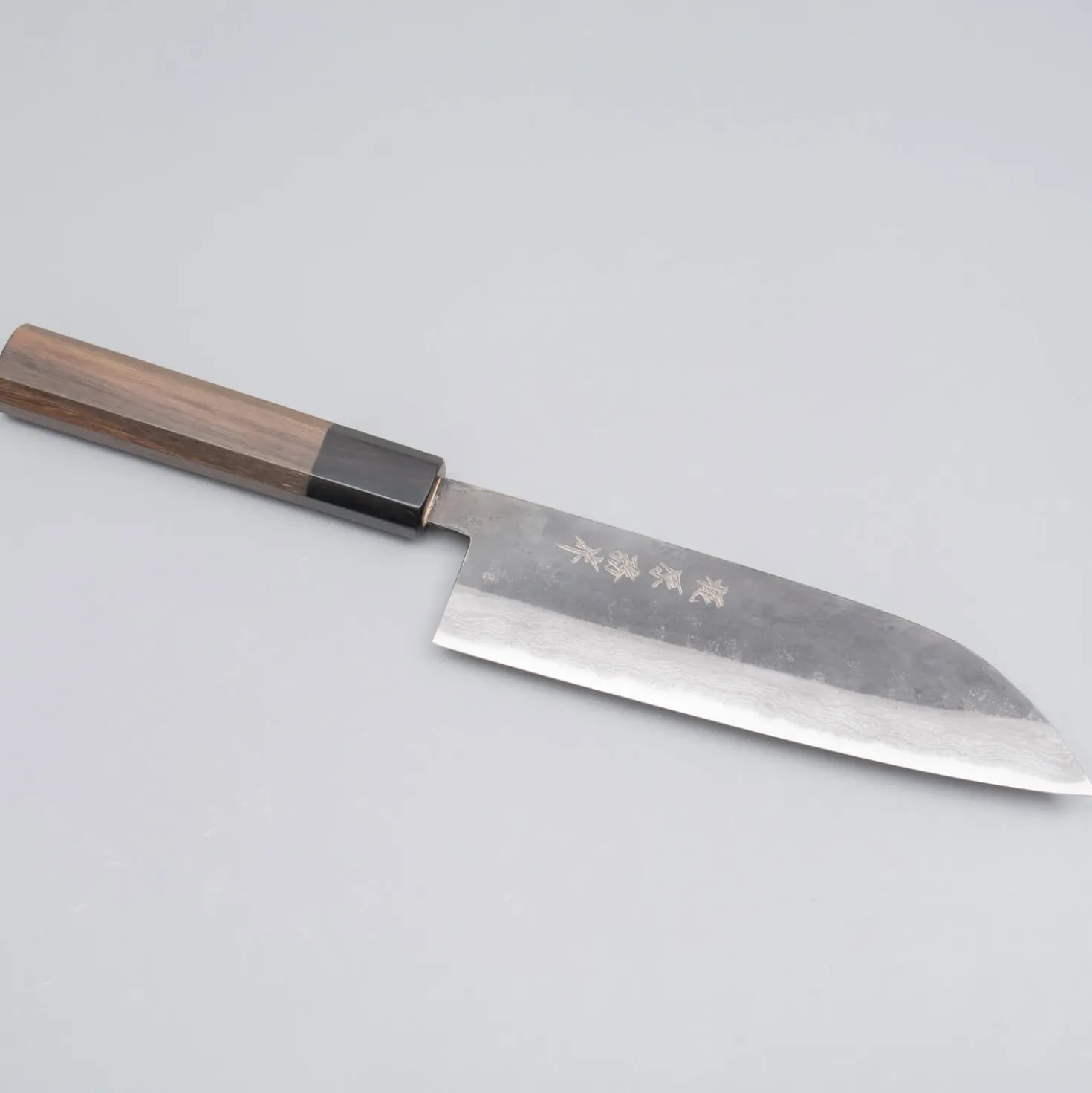 Tsutomu Kajiwara Damascus Santoku 18 cm