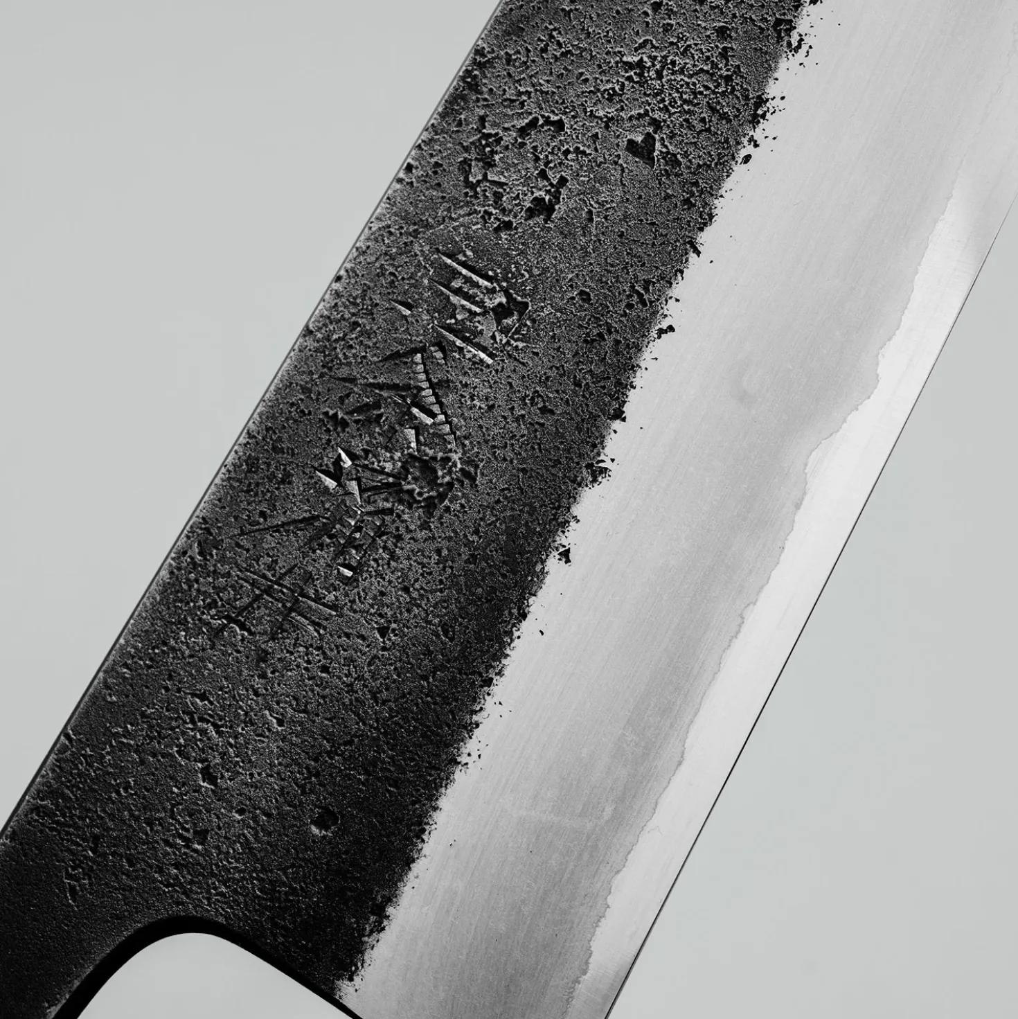 Wakui Shirogami #2 Kurouchi Santoku 15 cm