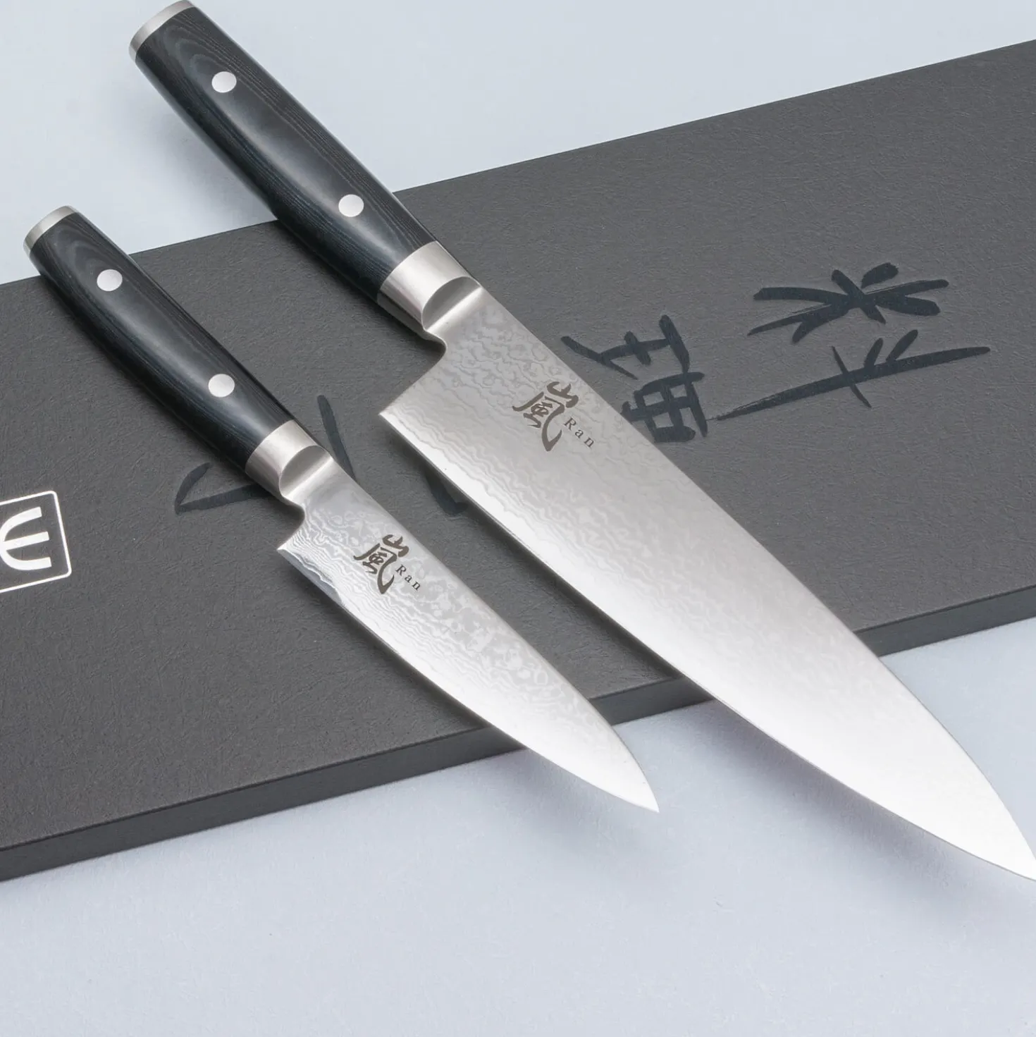 Yaxell Ran 69 Messenset Gyuto + Petty