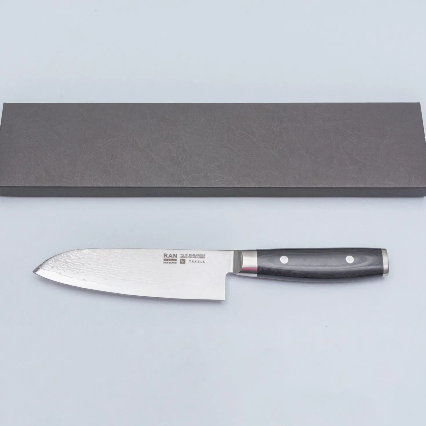 Yaxell Ran 69 Santoku 16.5 cm