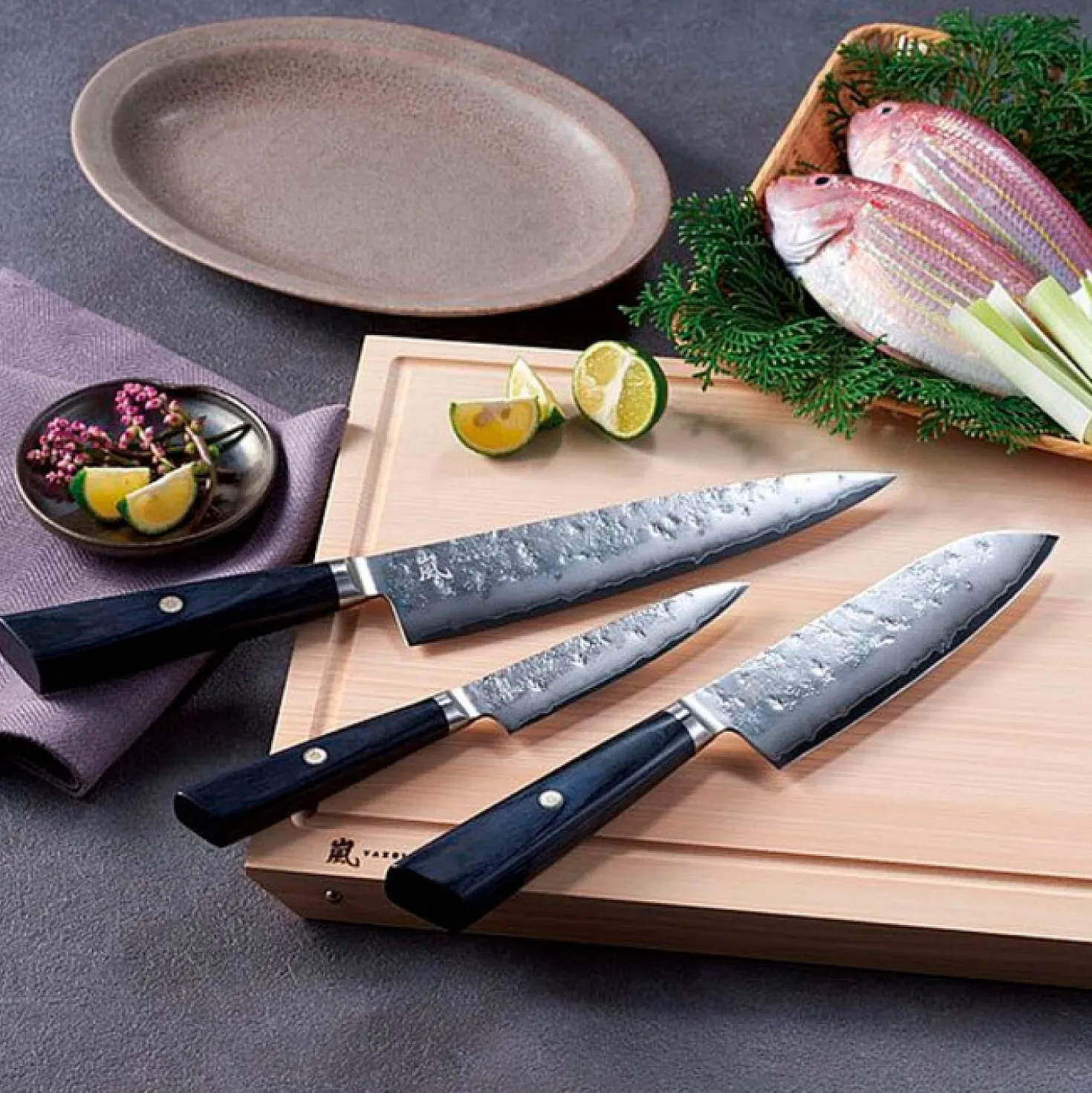 Yaxell Sunago Gyuto 20 cm