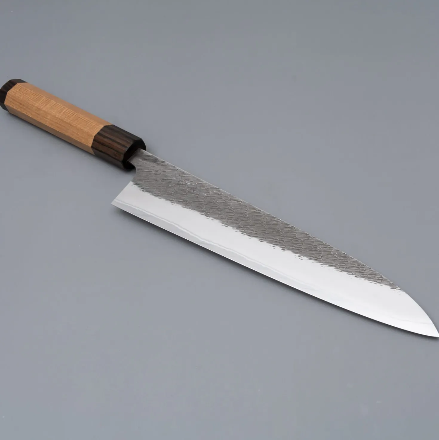 Yoshikane Shirogami #2 Kurouchi Tsuchime Gyuto 240