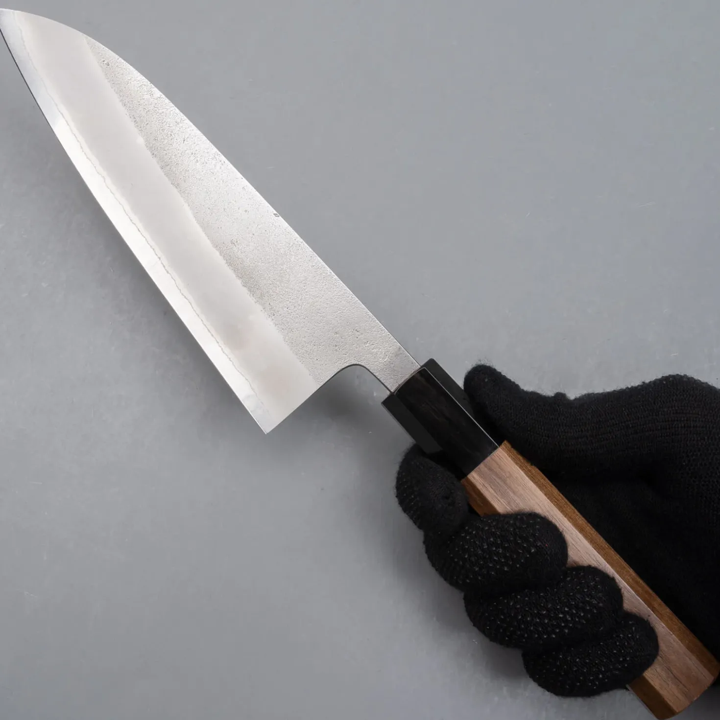Yoshikane Shirogami #2 Nashiji Santoku
