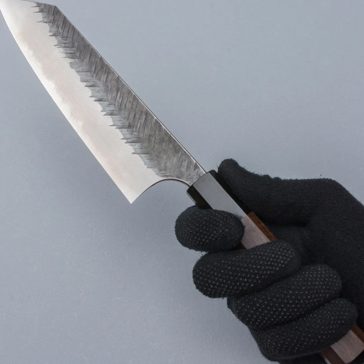 Yoshimi Kato Aogami Super V Tsuchime Walnut Bunka 17 cm
