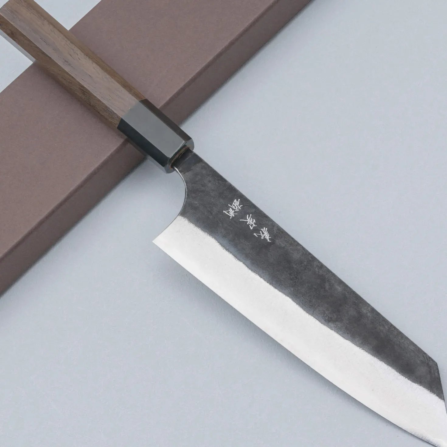 Yoshimi Kato Aogami Super Walnut Bunka 18 cm