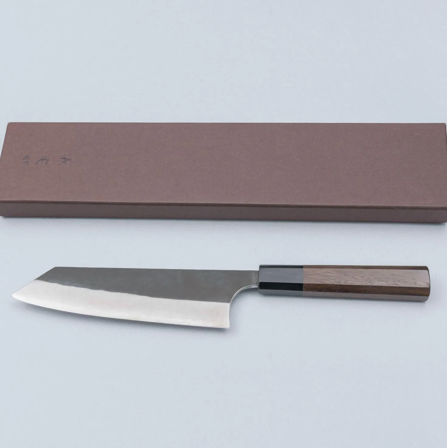 Yoshimi Kato Aogami Super Walnut Bunka 18 cm