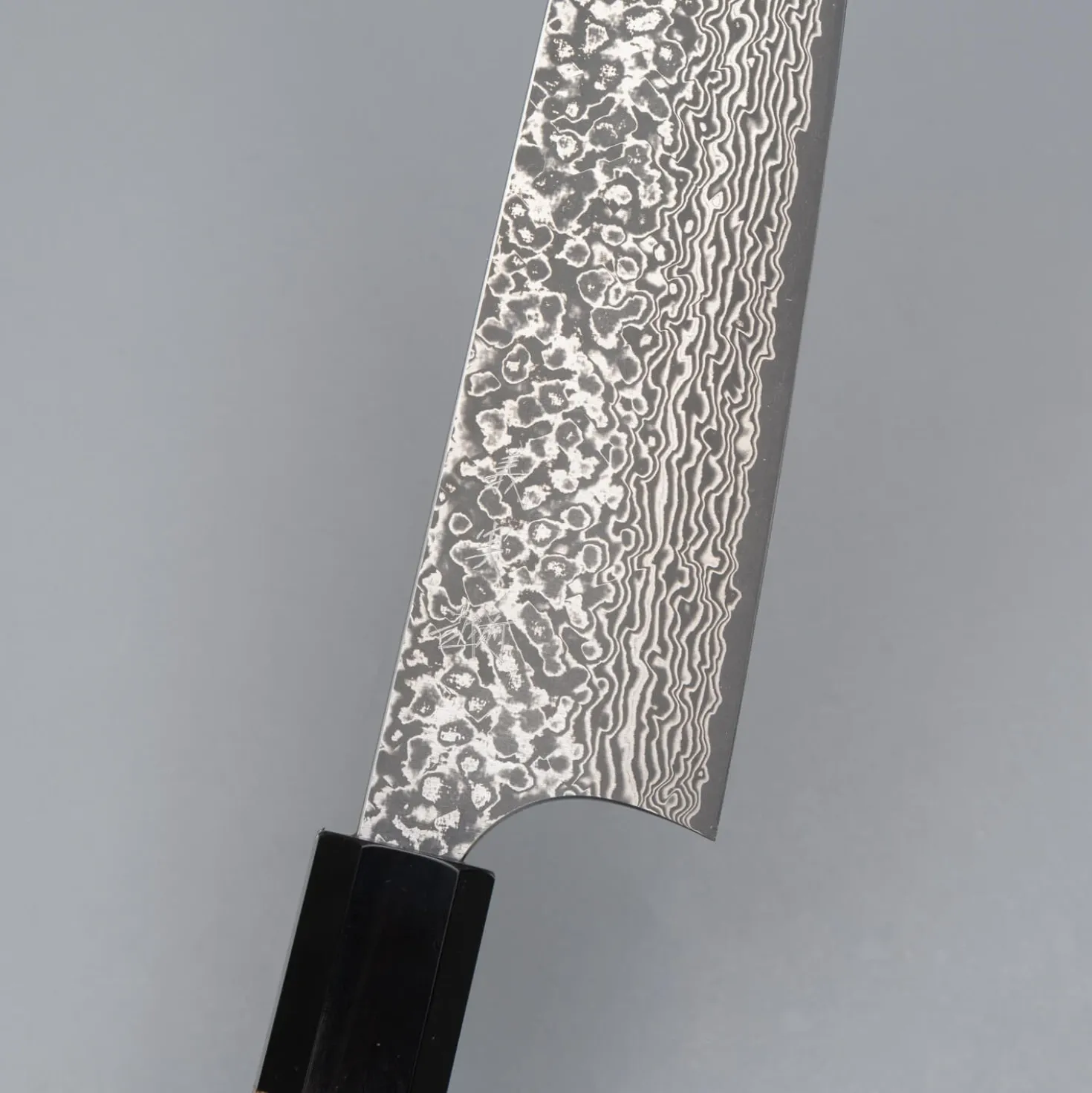 Yoshimi Kato VG10 Damast Bunka 17 cm