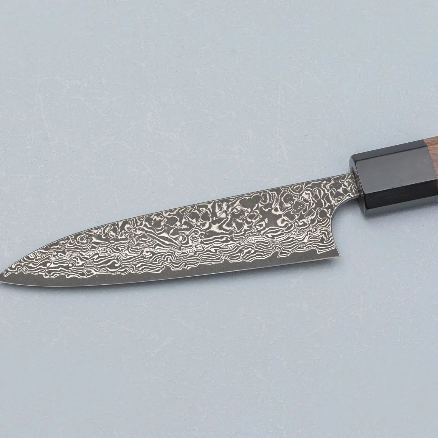 Yoshimi Kato VG10 Damast Petty 12 cm