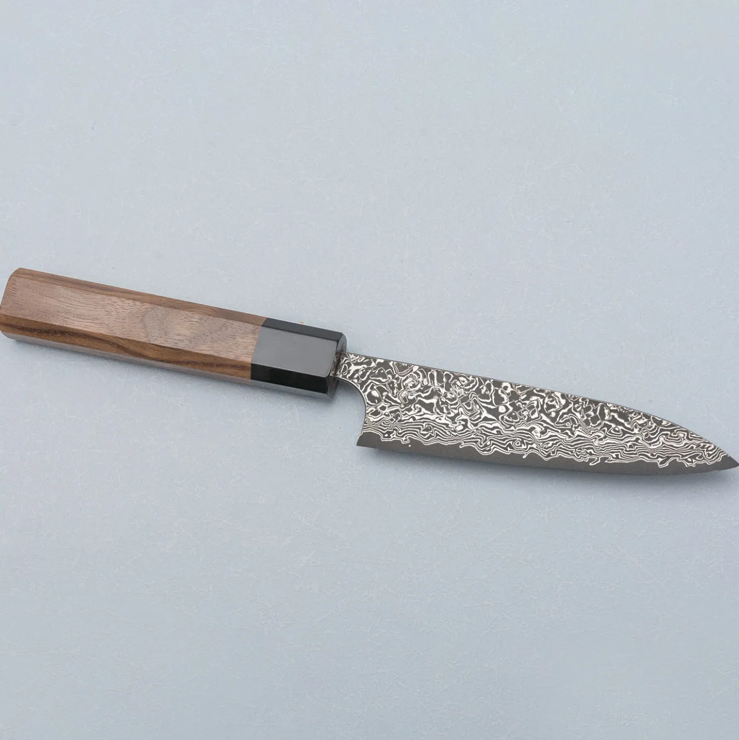 Yoshimi Kato VG10 Damast Petty 12 cm
