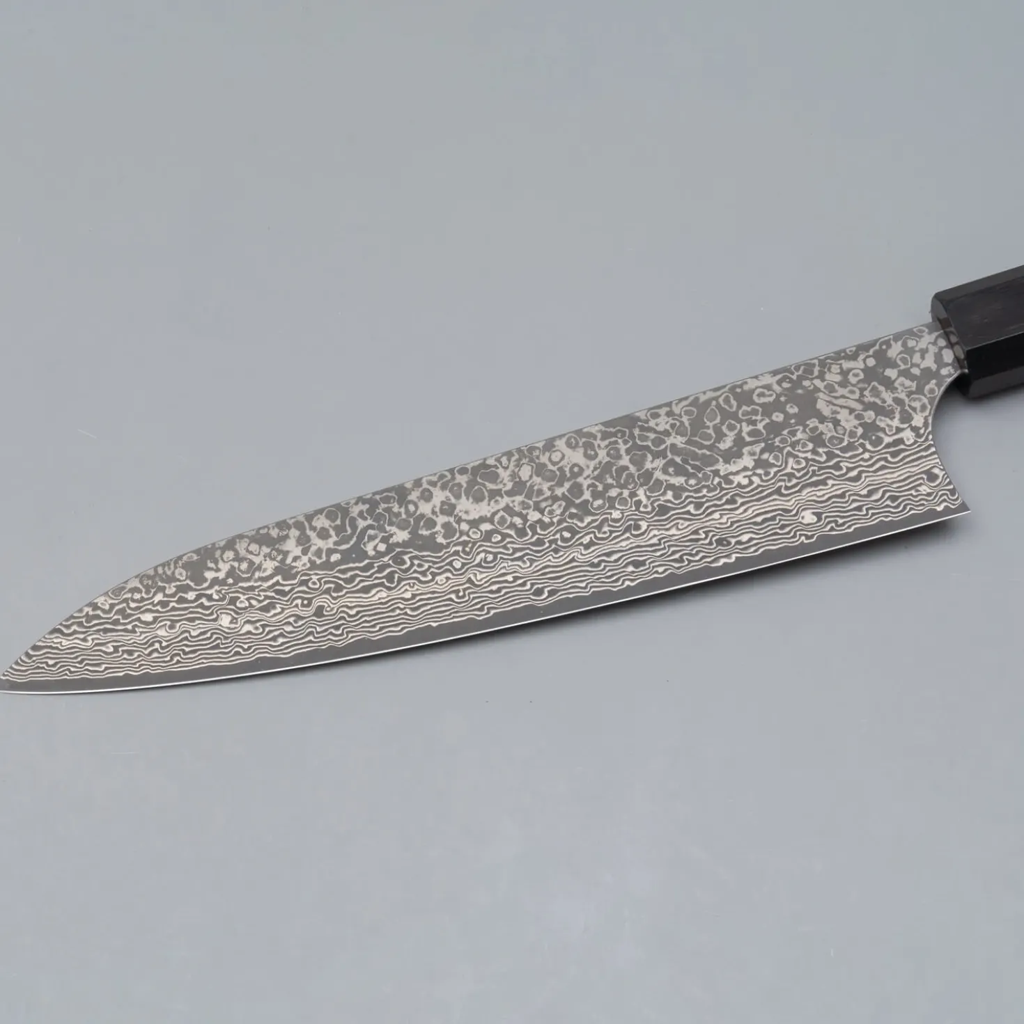 Yoshimi Kato VG10 Damast Wa Walnut Gyuto 21 cm