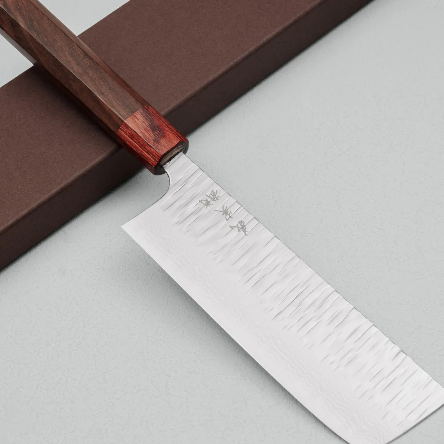 Yoshimi Kato VGXEOS Kasuri Tsuchime Damast Rosewood Nakiri