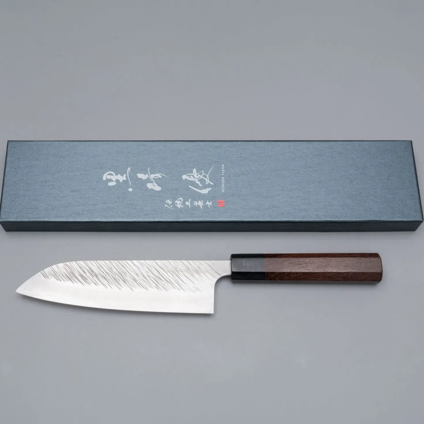 Yu Kurosaki Fujin SG2 Rosewood Santoku 17 cm